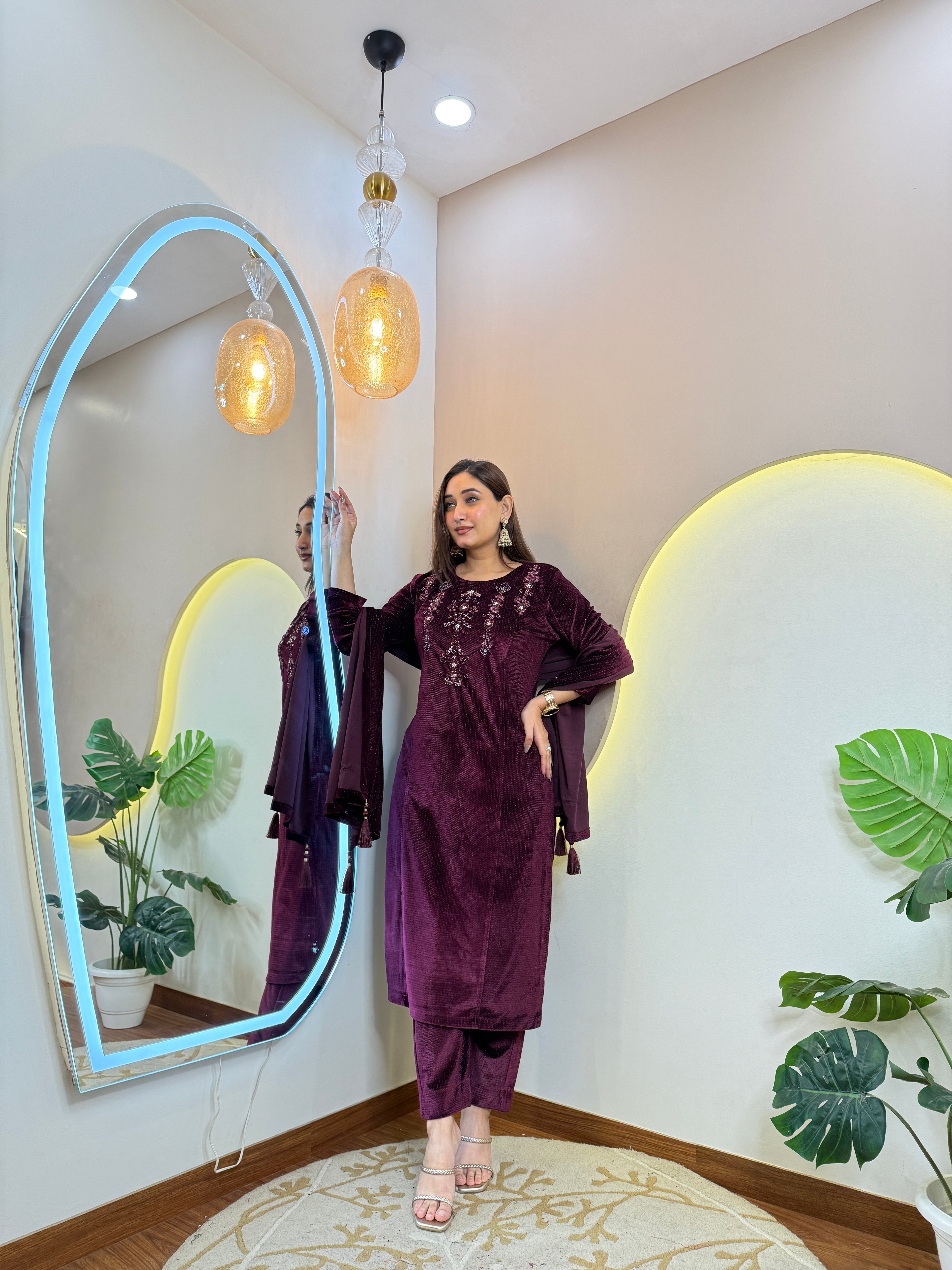 NASEEMA  VELVET 3pc. SET