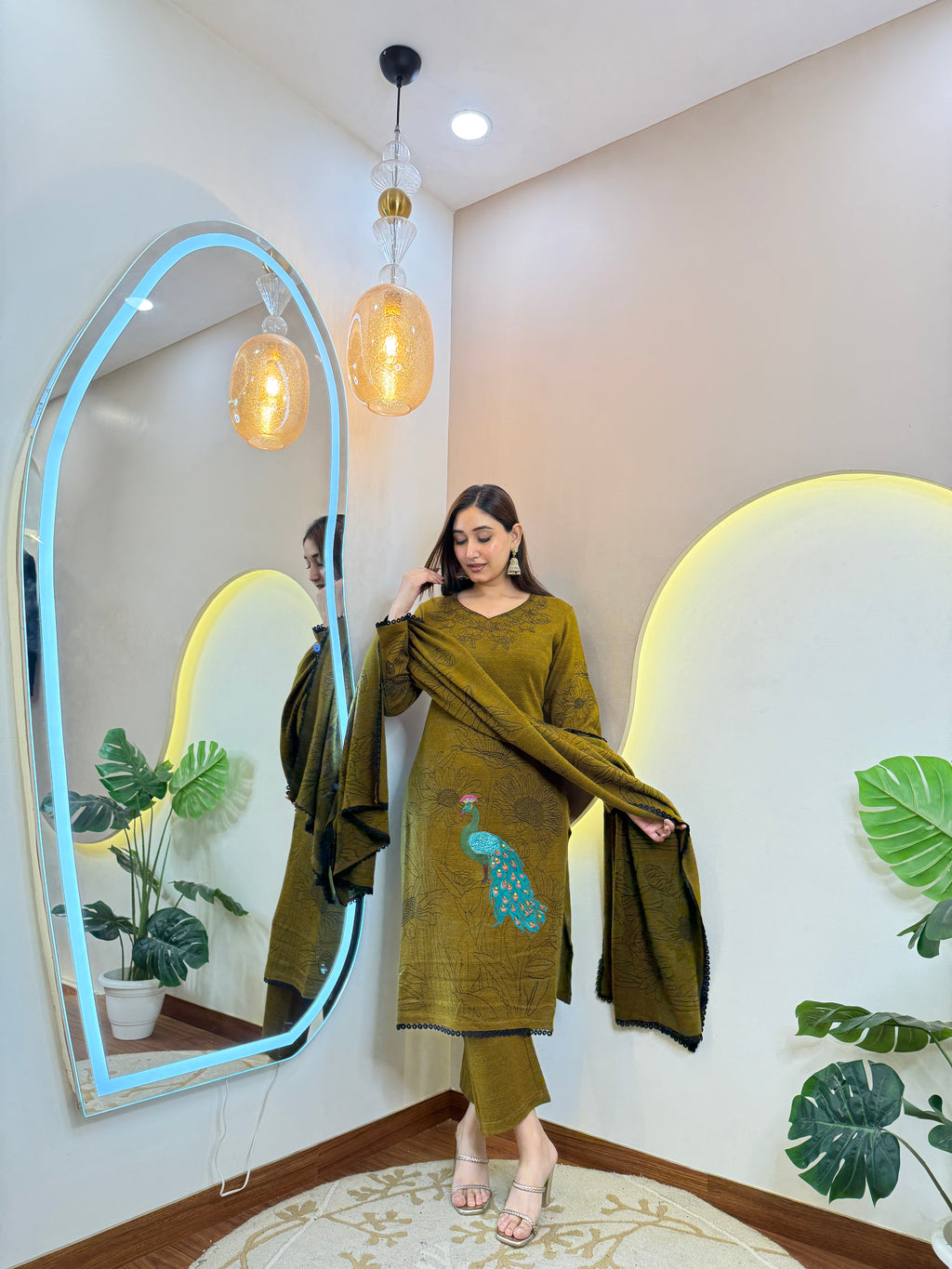 MEHNDI COLOUR OUTFIT WOOLEN 3pc SET