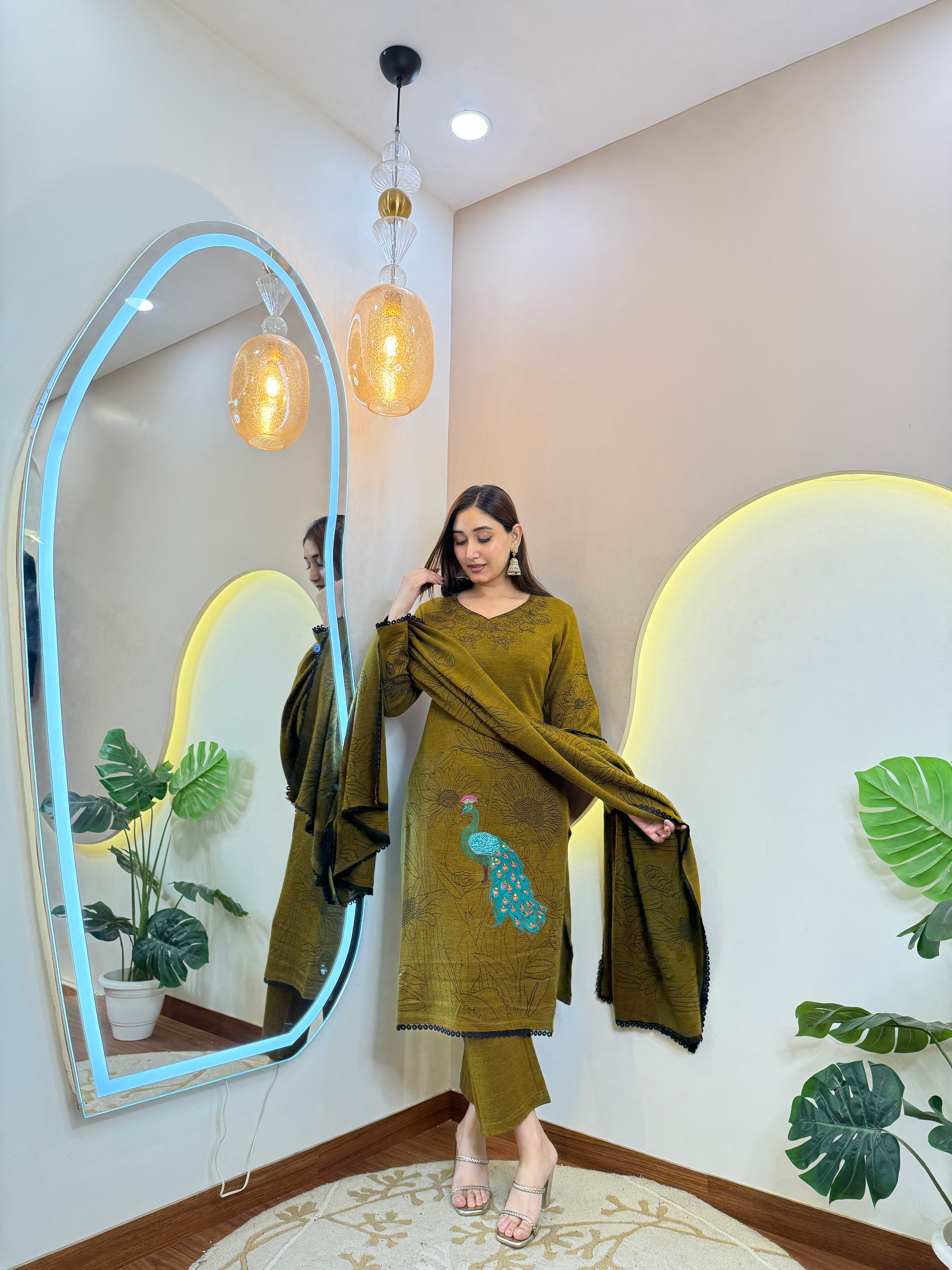 MEHNDI COLOUR OUTFIT WOOLEN 3pc SET