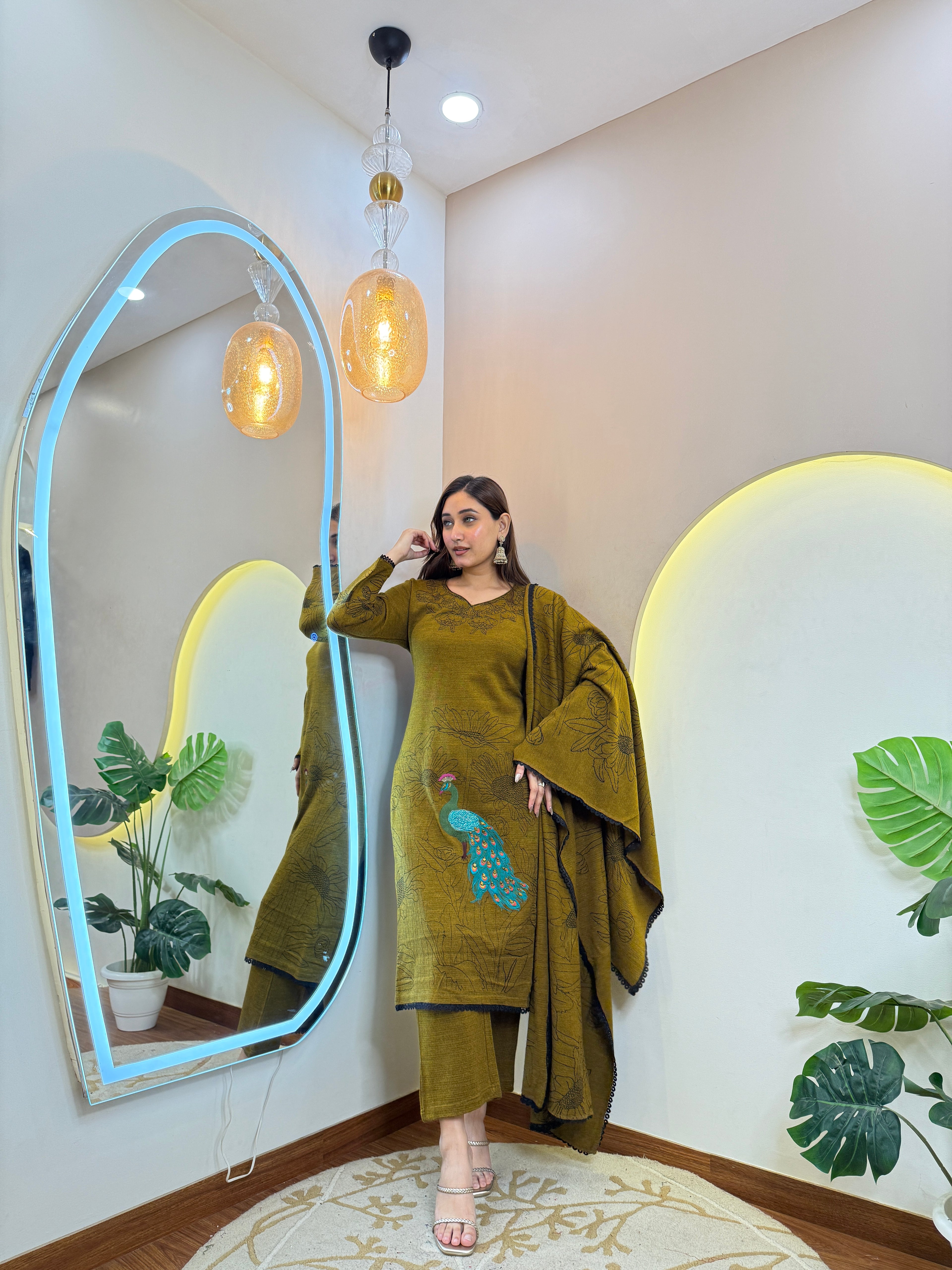 MEHNDI COLOUR OUTFIT WOOLEN 3pc SET