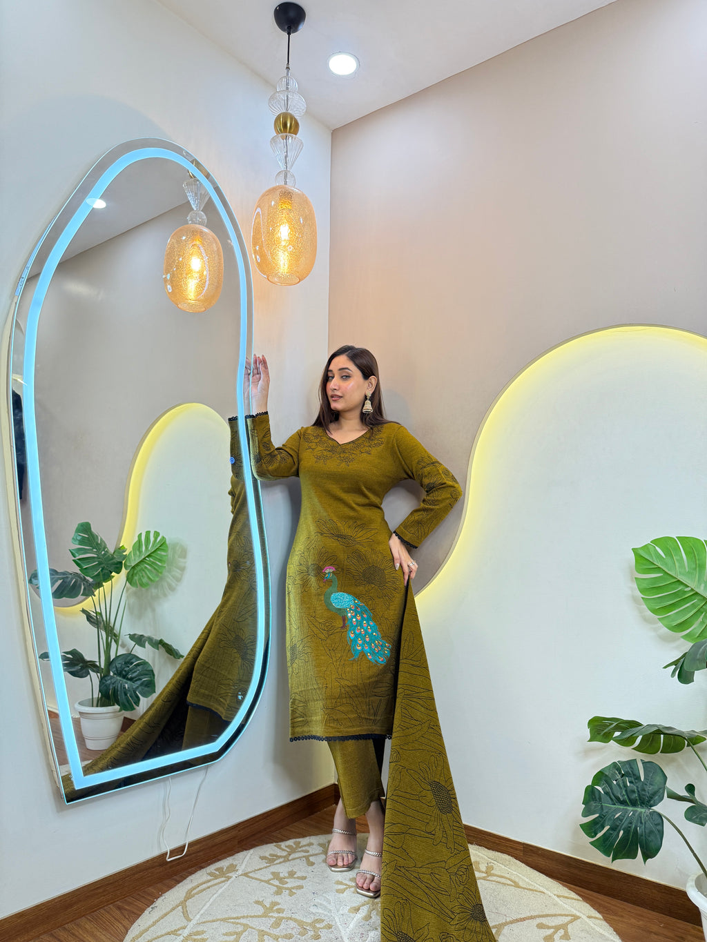 MEHNDI COLOUR OUTFIT WOOLEN 3pc SET