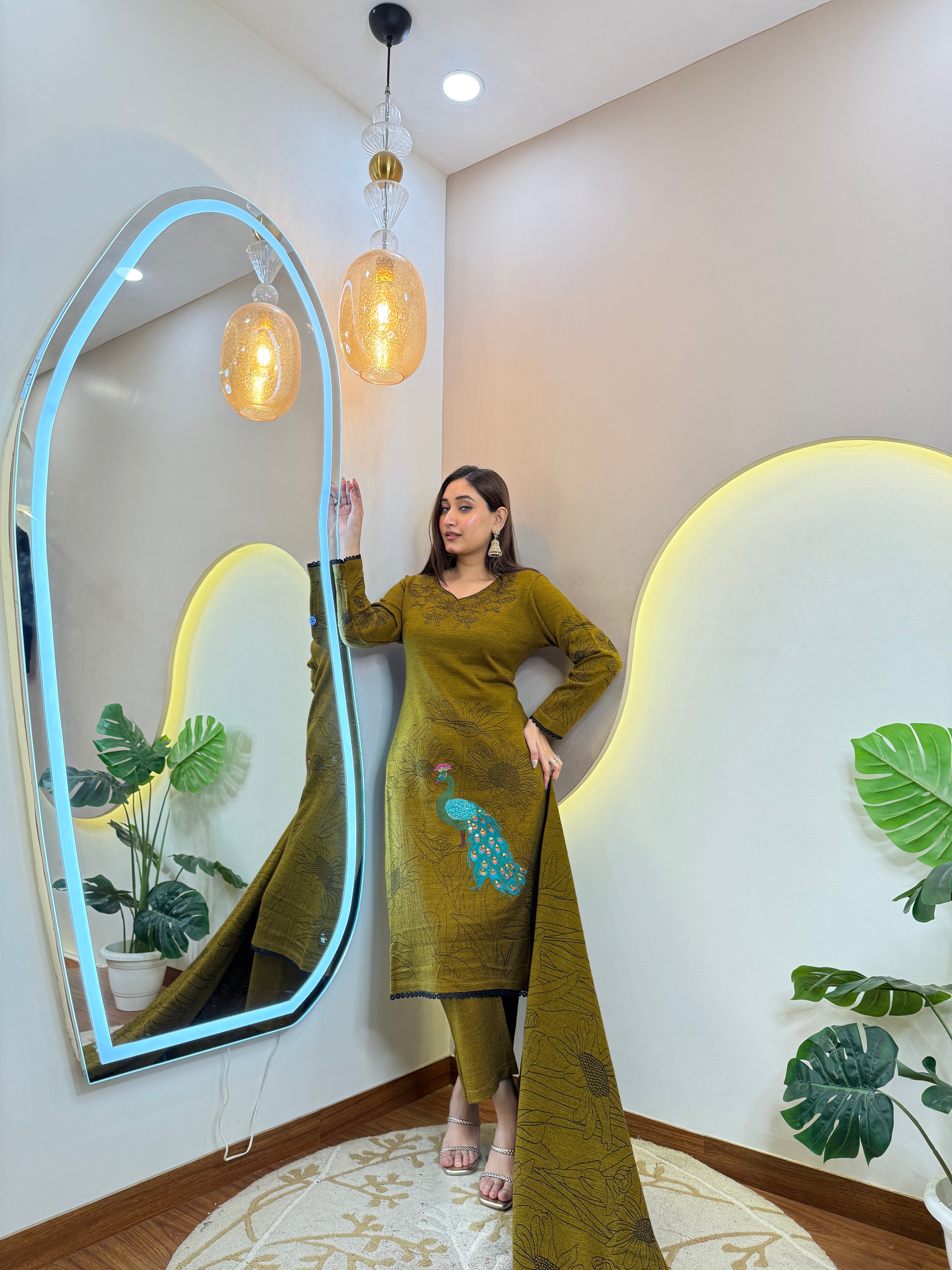 MEHNDI COLOUR OUTFIT WOOLEN 3pc SET