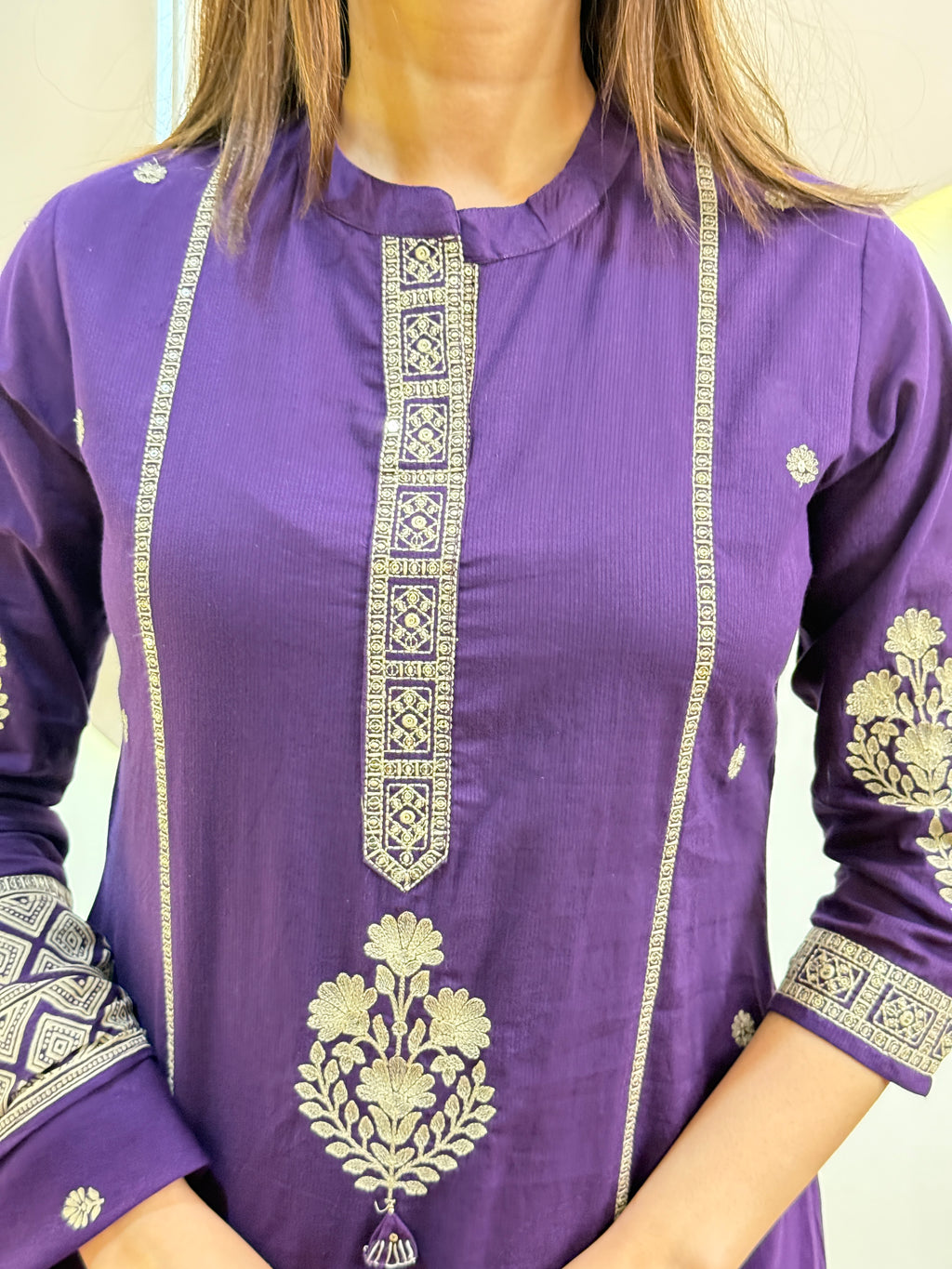 D661  3Pc Suit