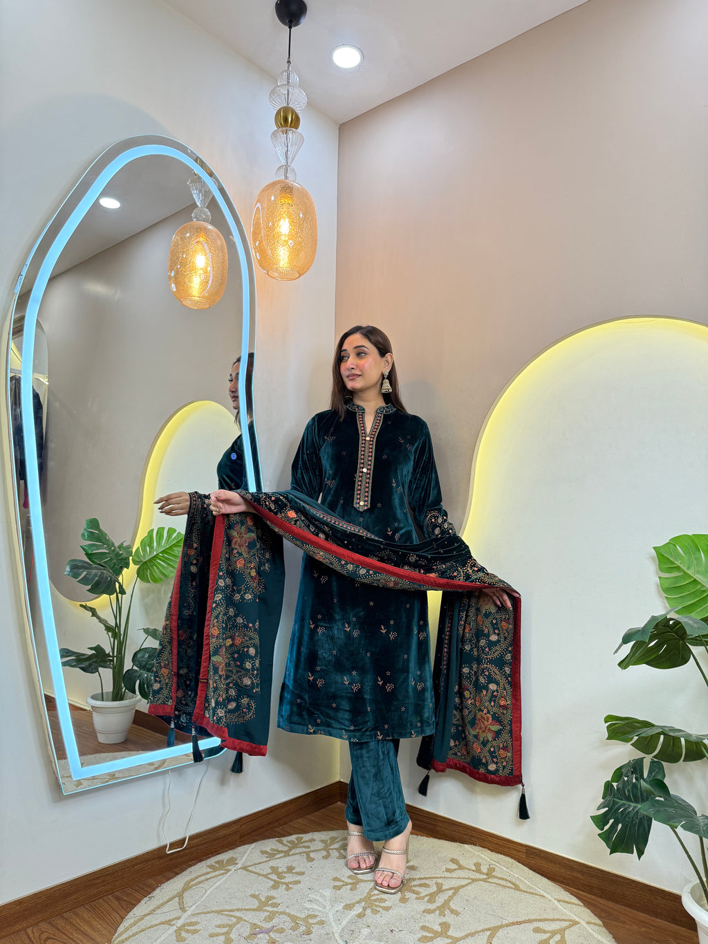 YASMIN  WOOLEN 3pc SET