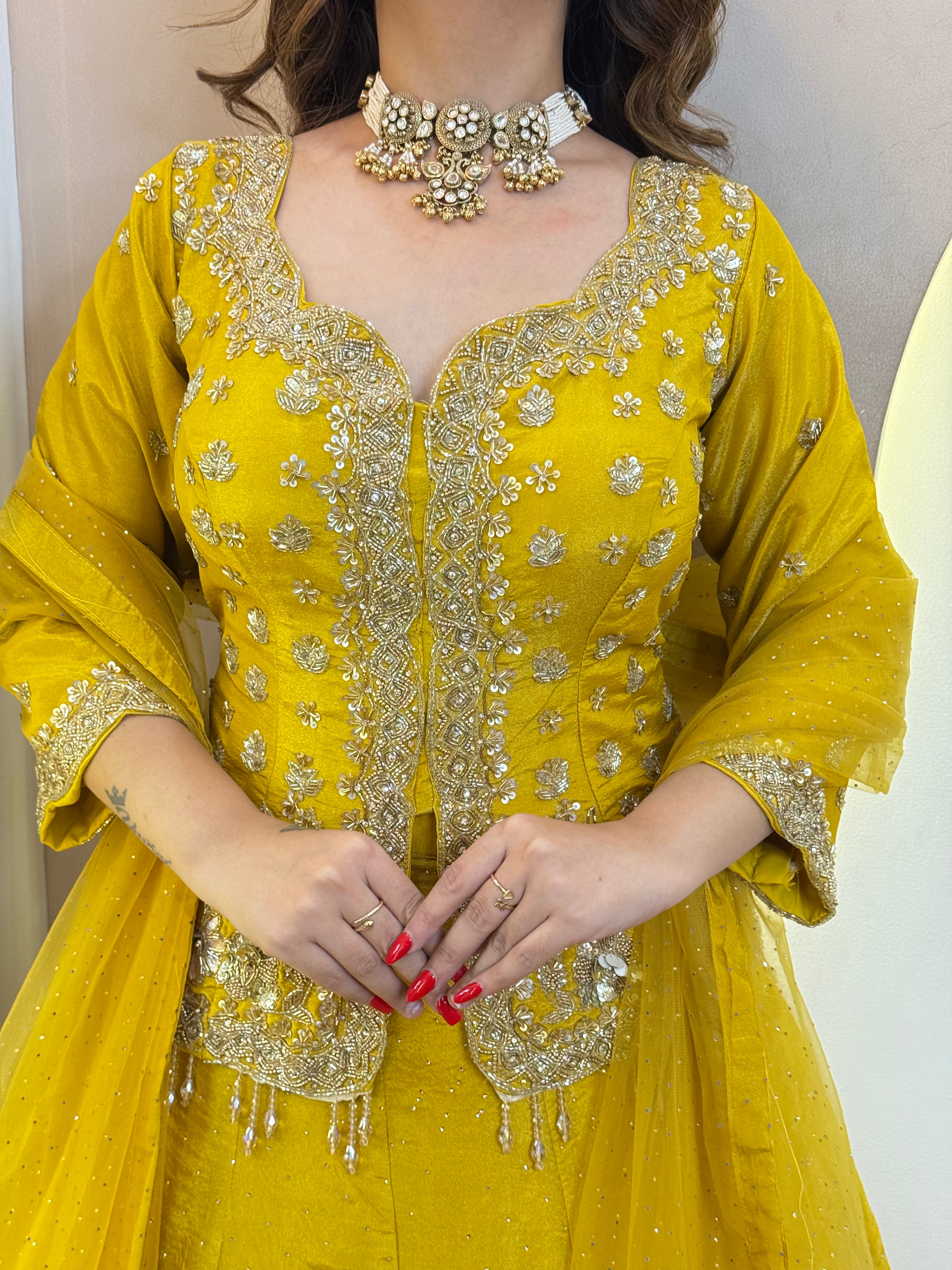 C824 ASMA  OUTFIT LEHNGA CHOLI