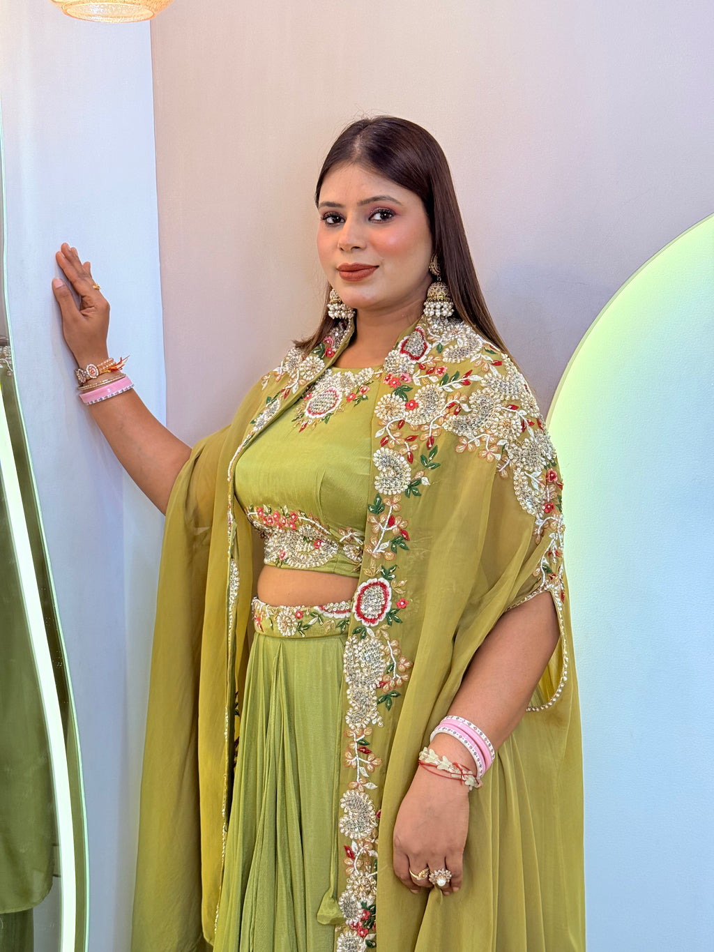 "NAZRAANA" CAPE STYLE