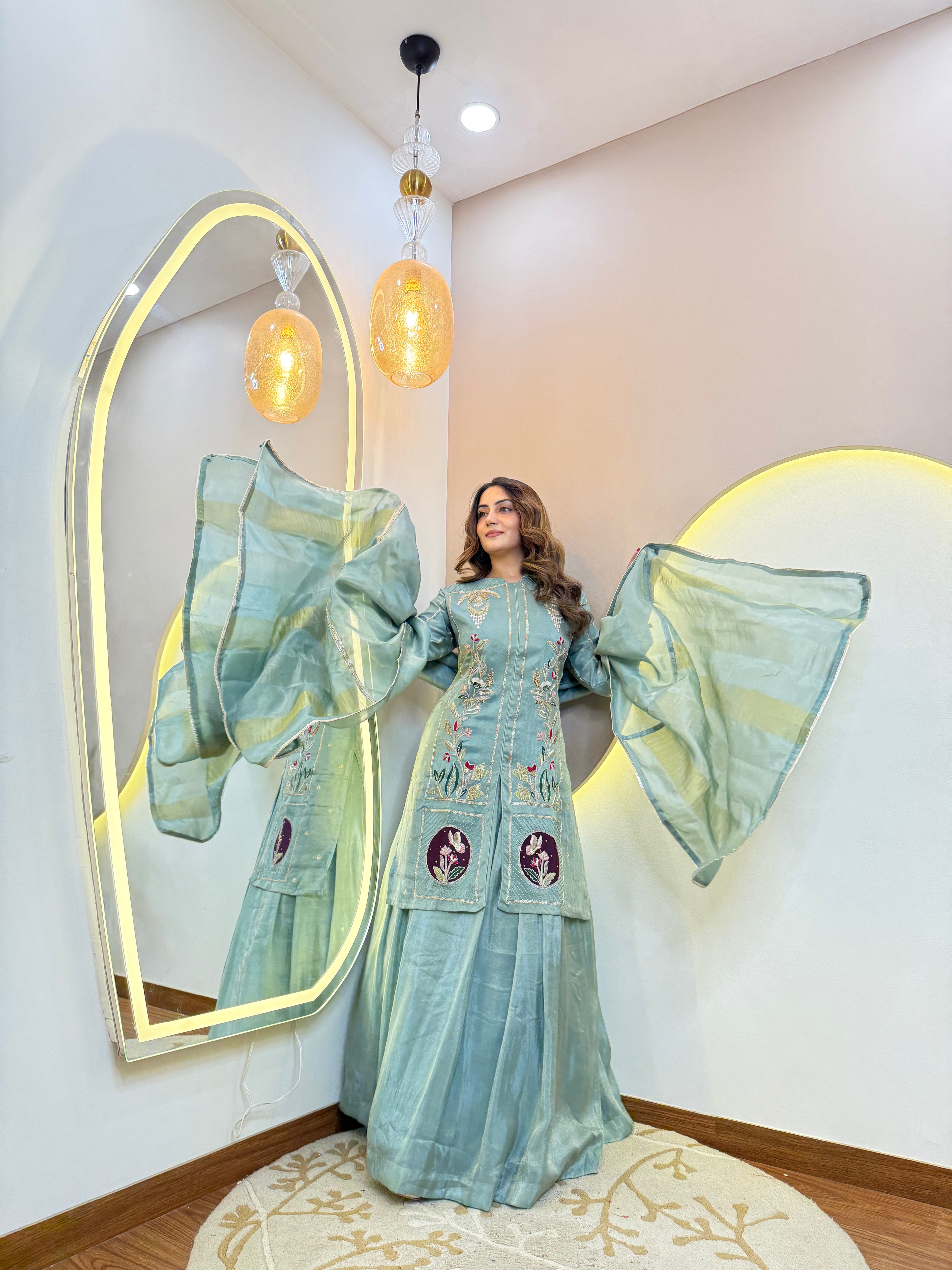 ADRIANA  OUTFIT LEHNGA CHOLI