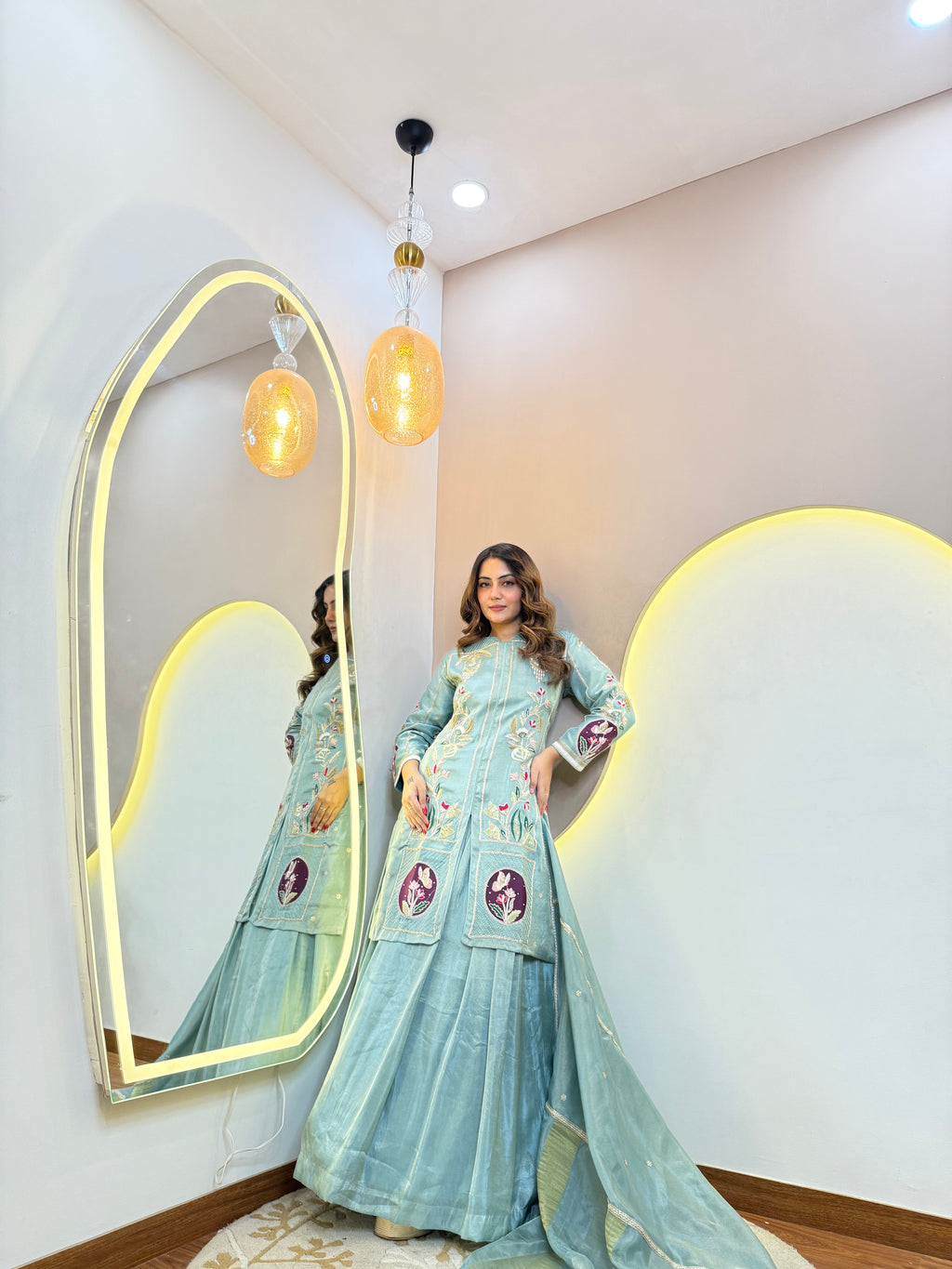 ADRIANA  OUTFIT LEHNGA CHOLI