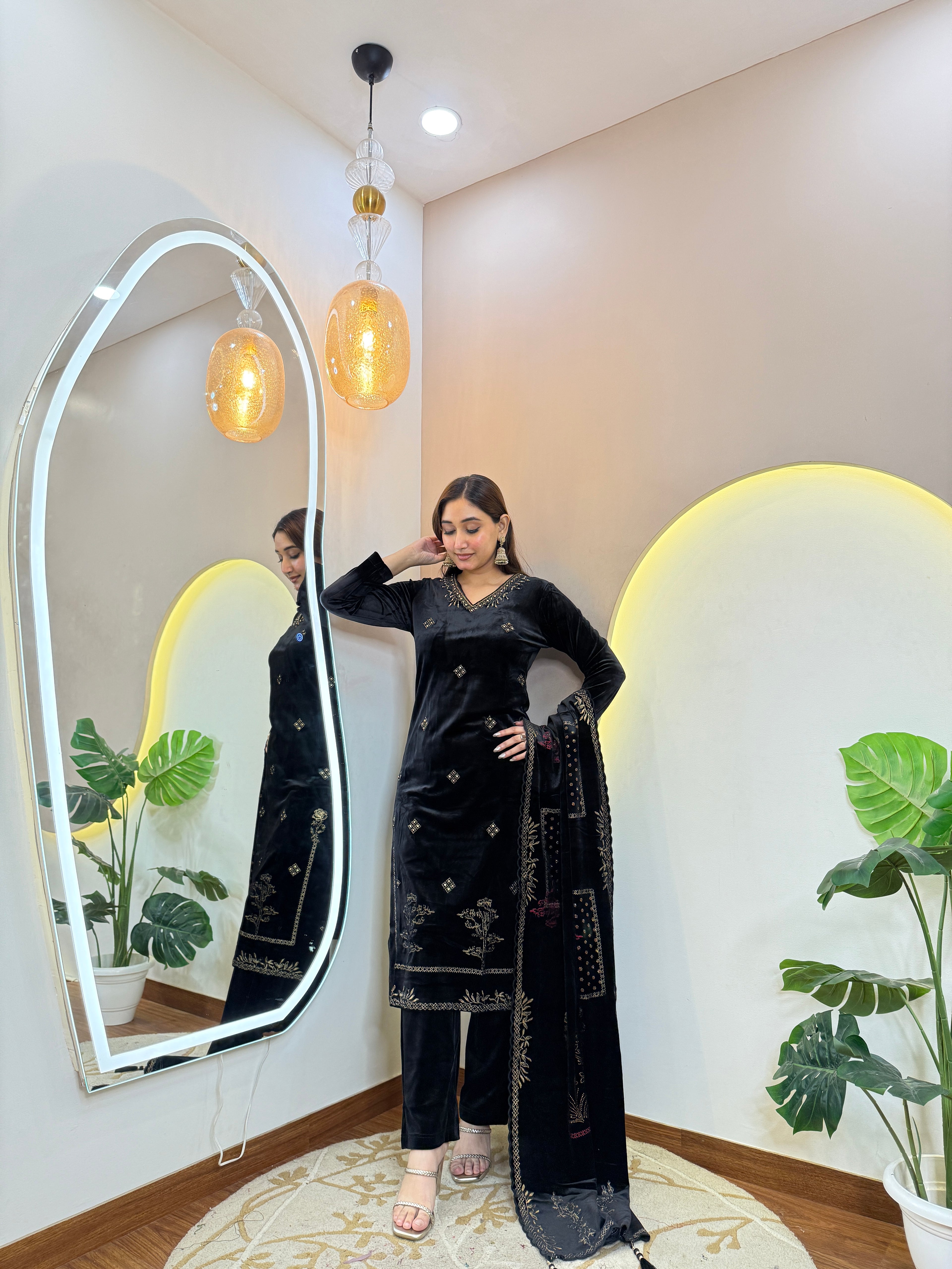 FENAL OUTFIT  WOOLEN 3pc SET