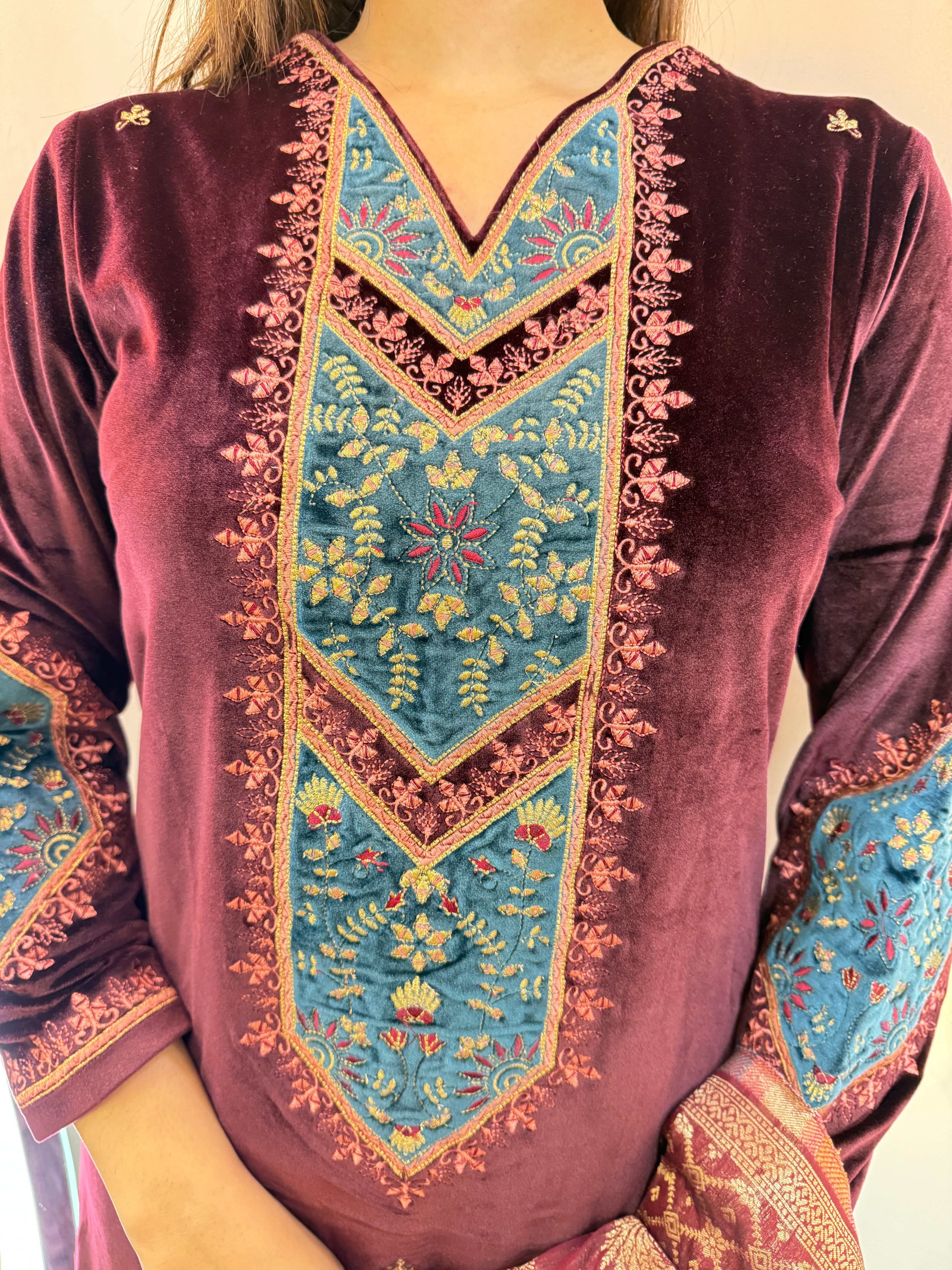 SUNHERI  WOOLEN 3pc SET