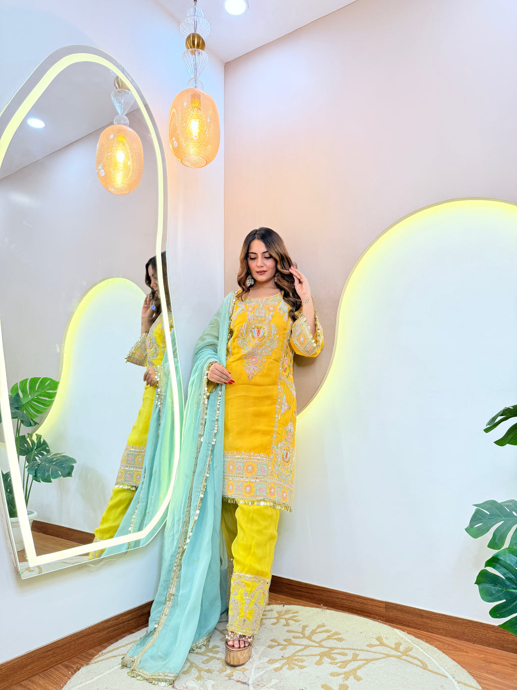 C180 "SANIYA" FARSI PANT SUIT