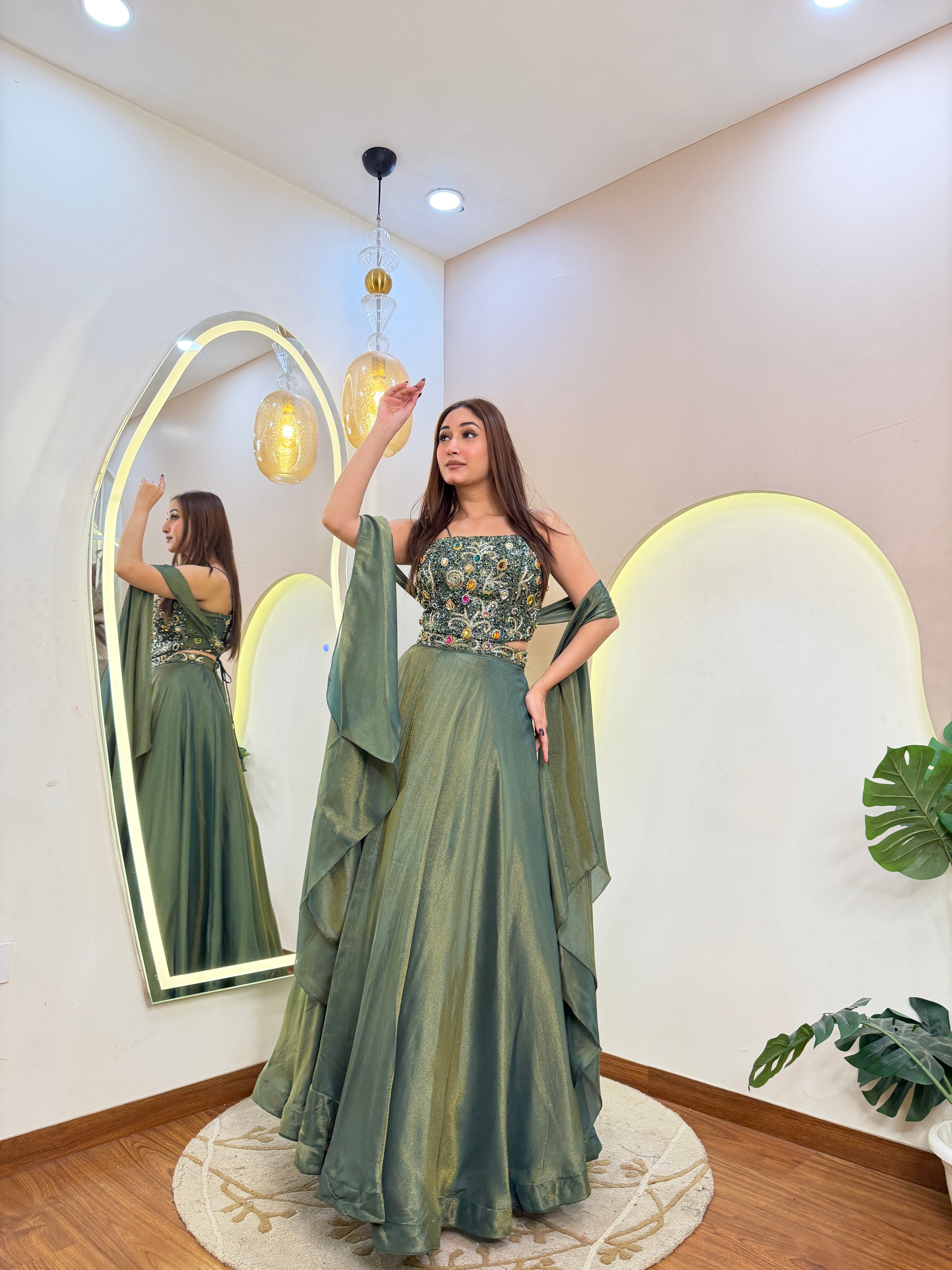 D734   LEHNGA CHOLI