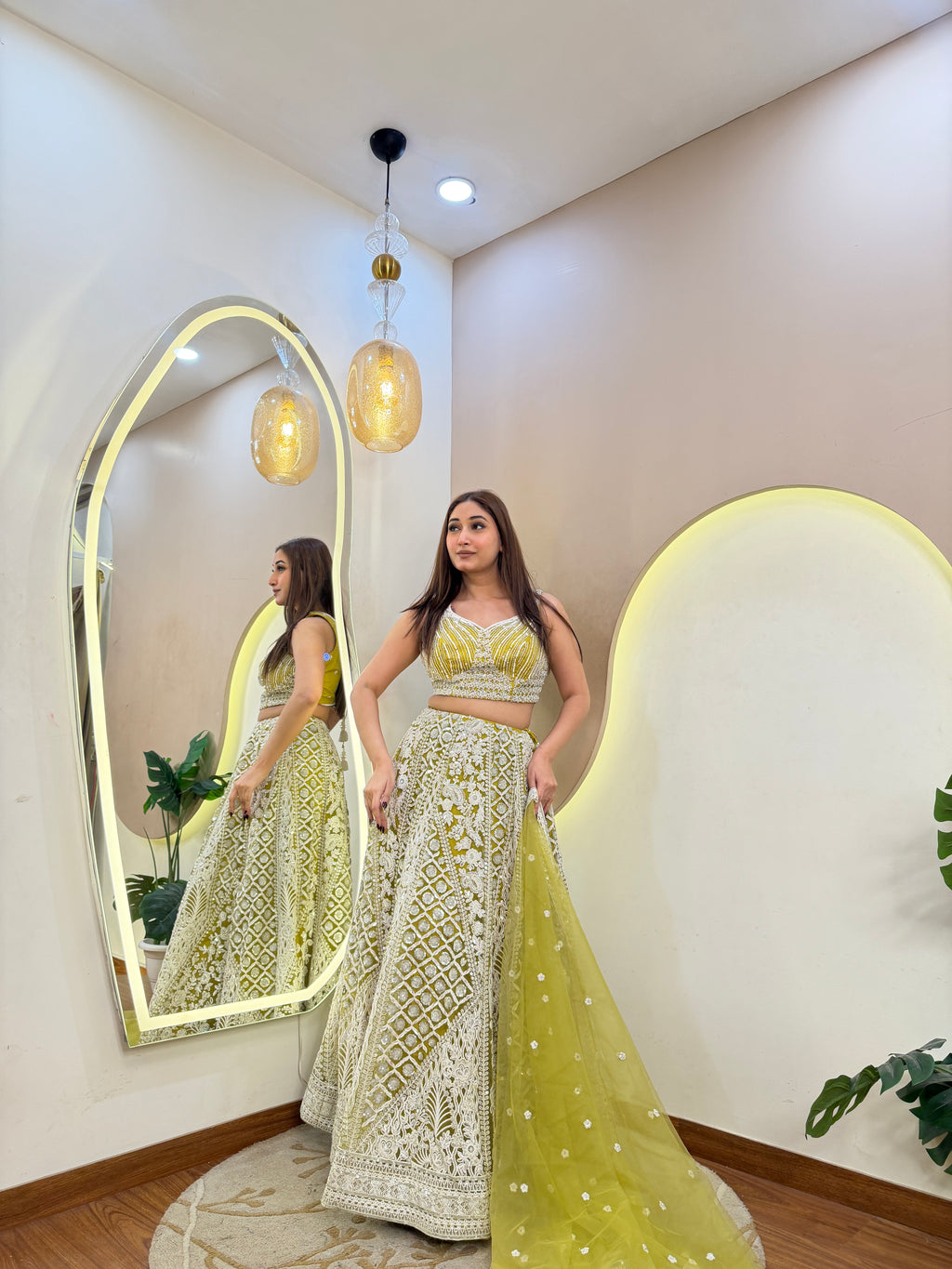 S249  LEHNGA CHOLI