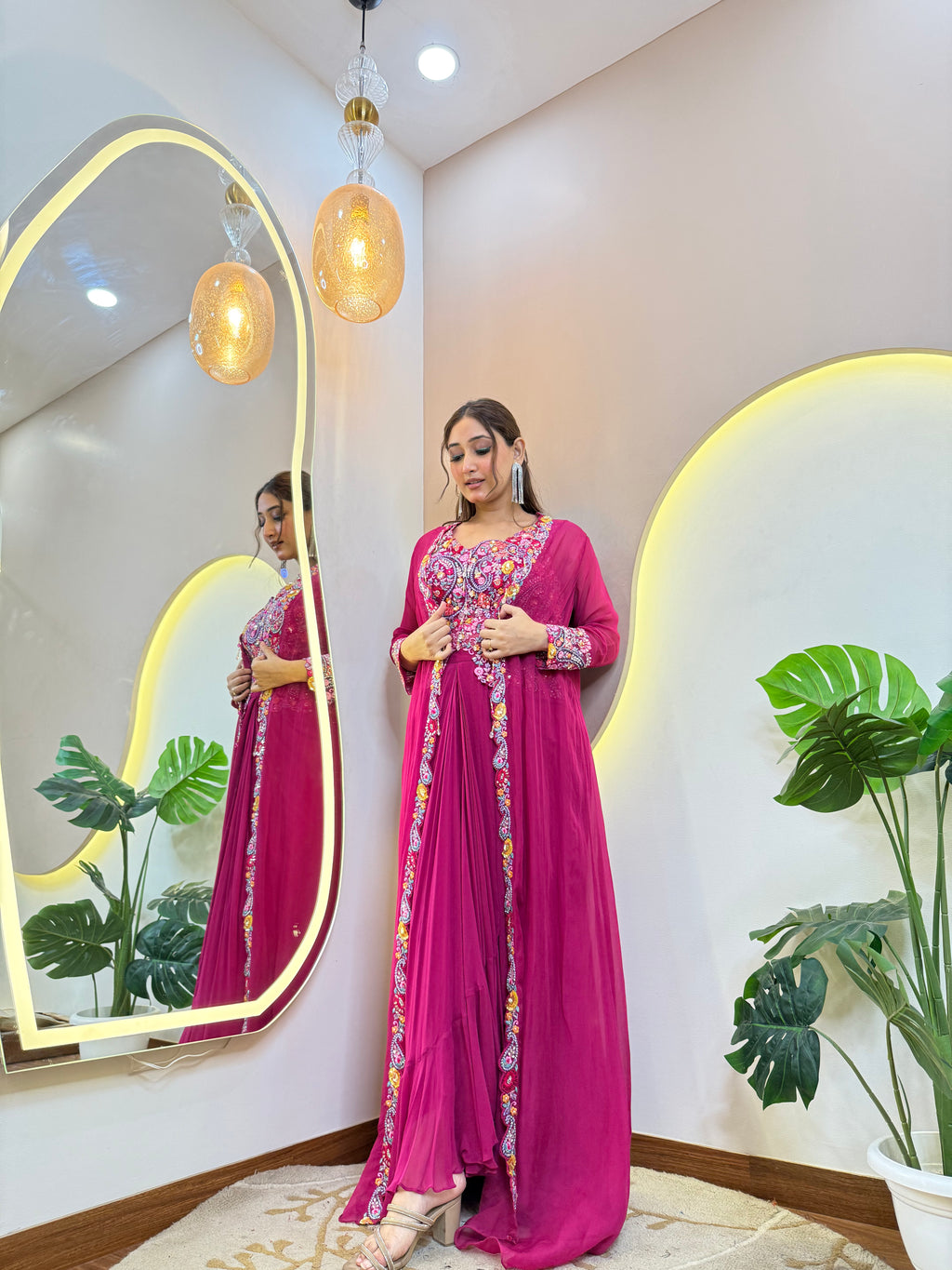 "NAZIMA " CAPE STYLE