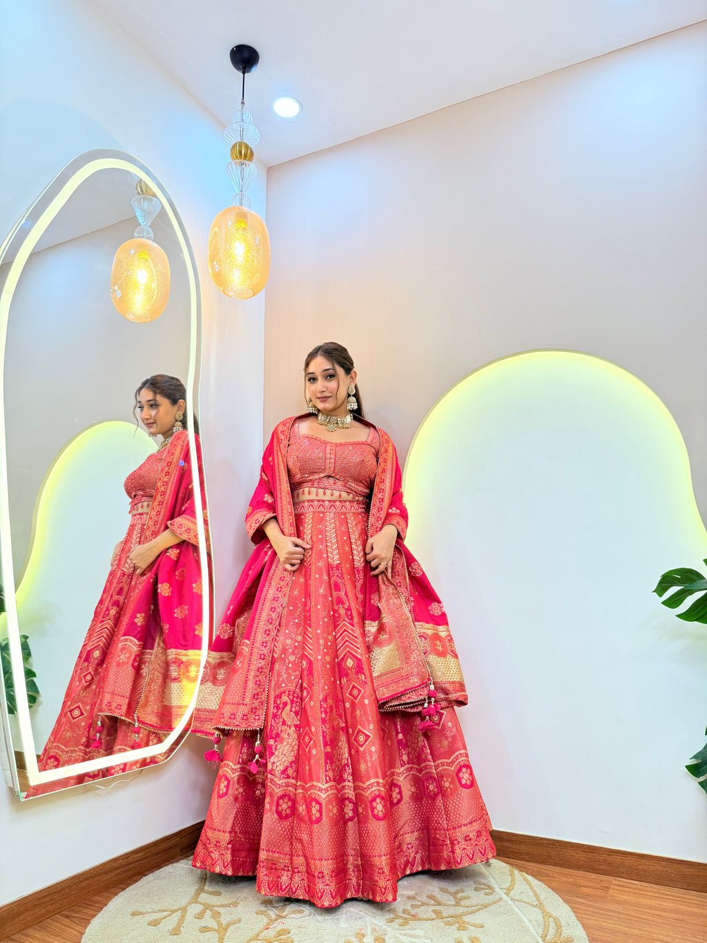 "MAHI" – Crop Top Skirt