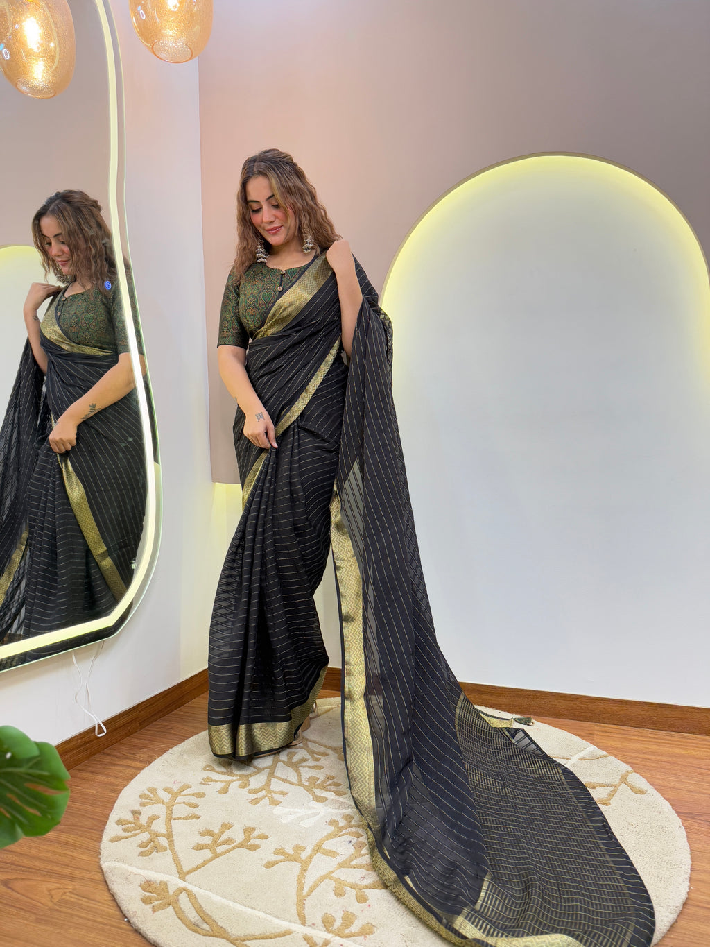 Banarsi Stitched Saree
