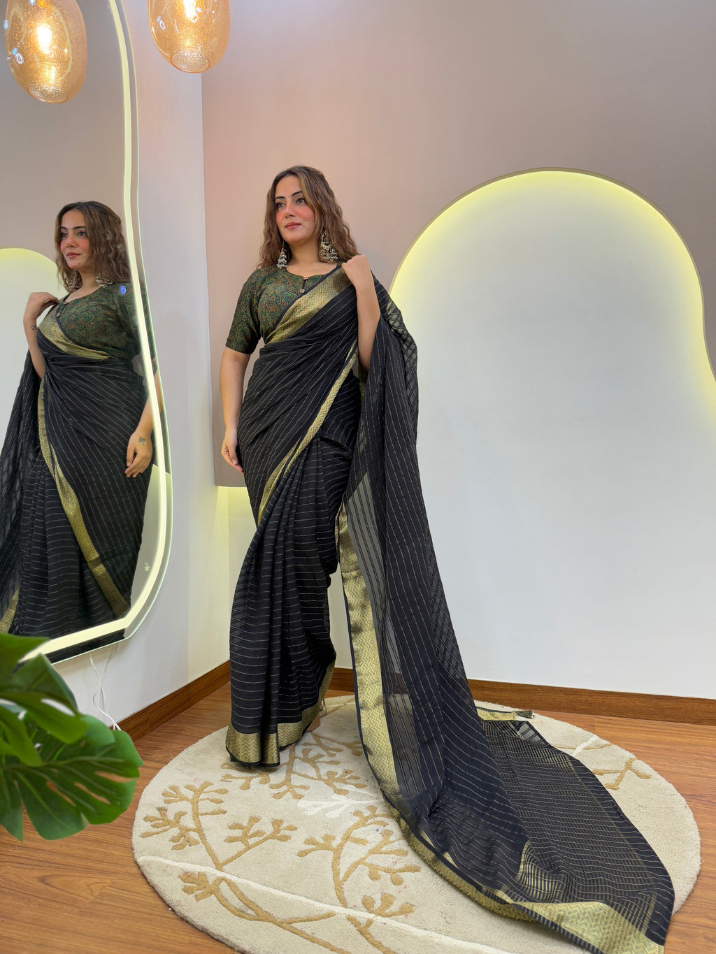 Banarsi Stitched Saree