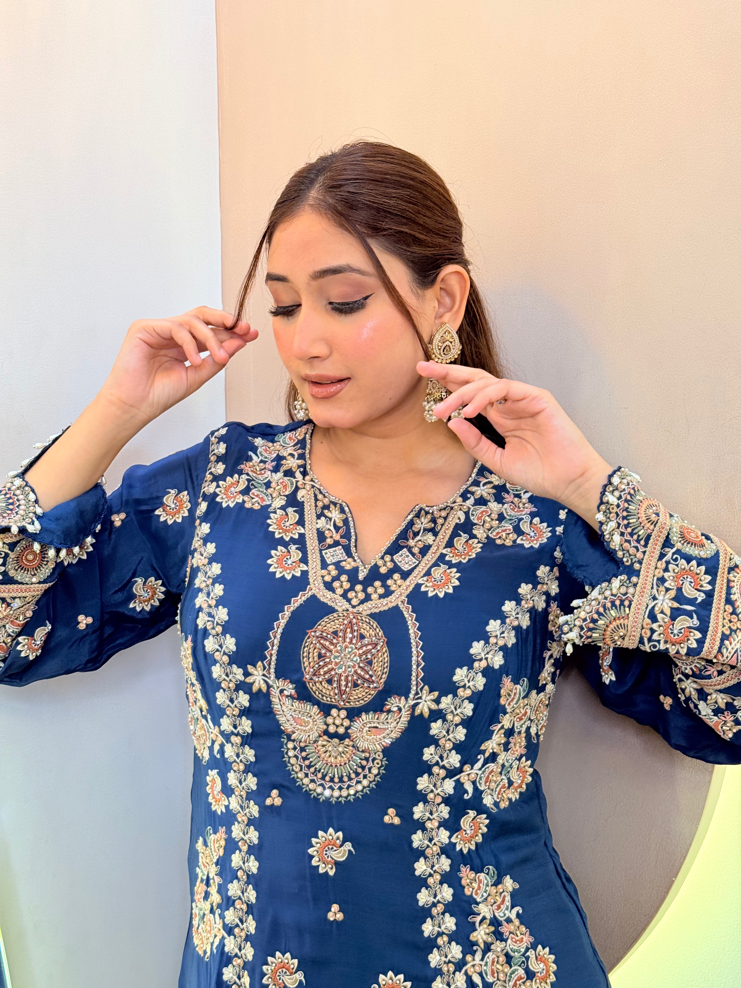 C168 JASMEET – Partywear Suit