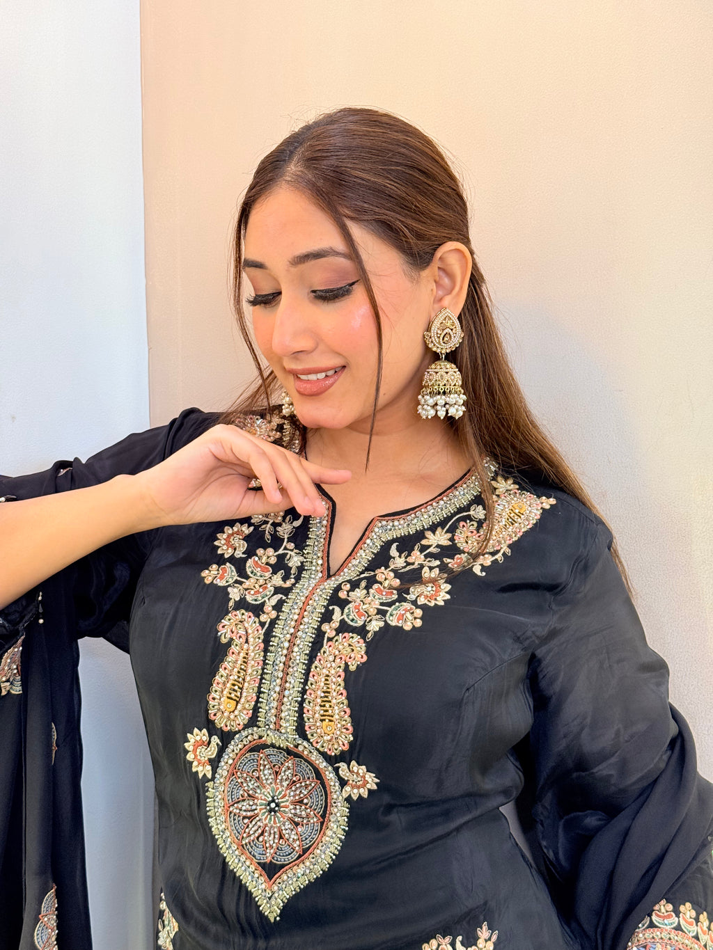 AAFSANA PARTYWEAR SUIT