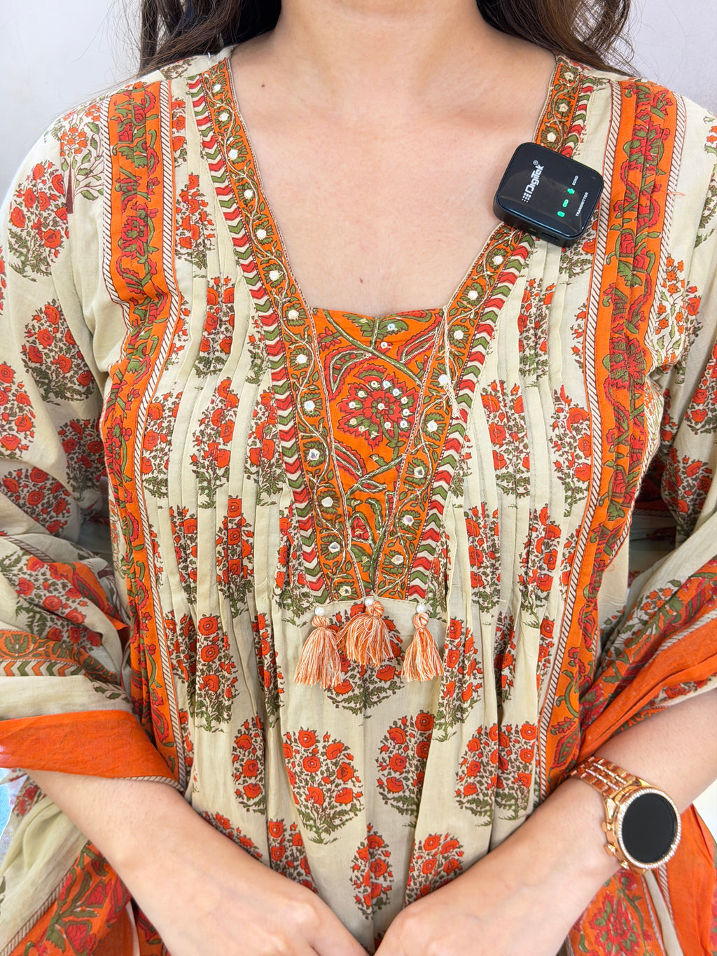 D572    3PC Suit