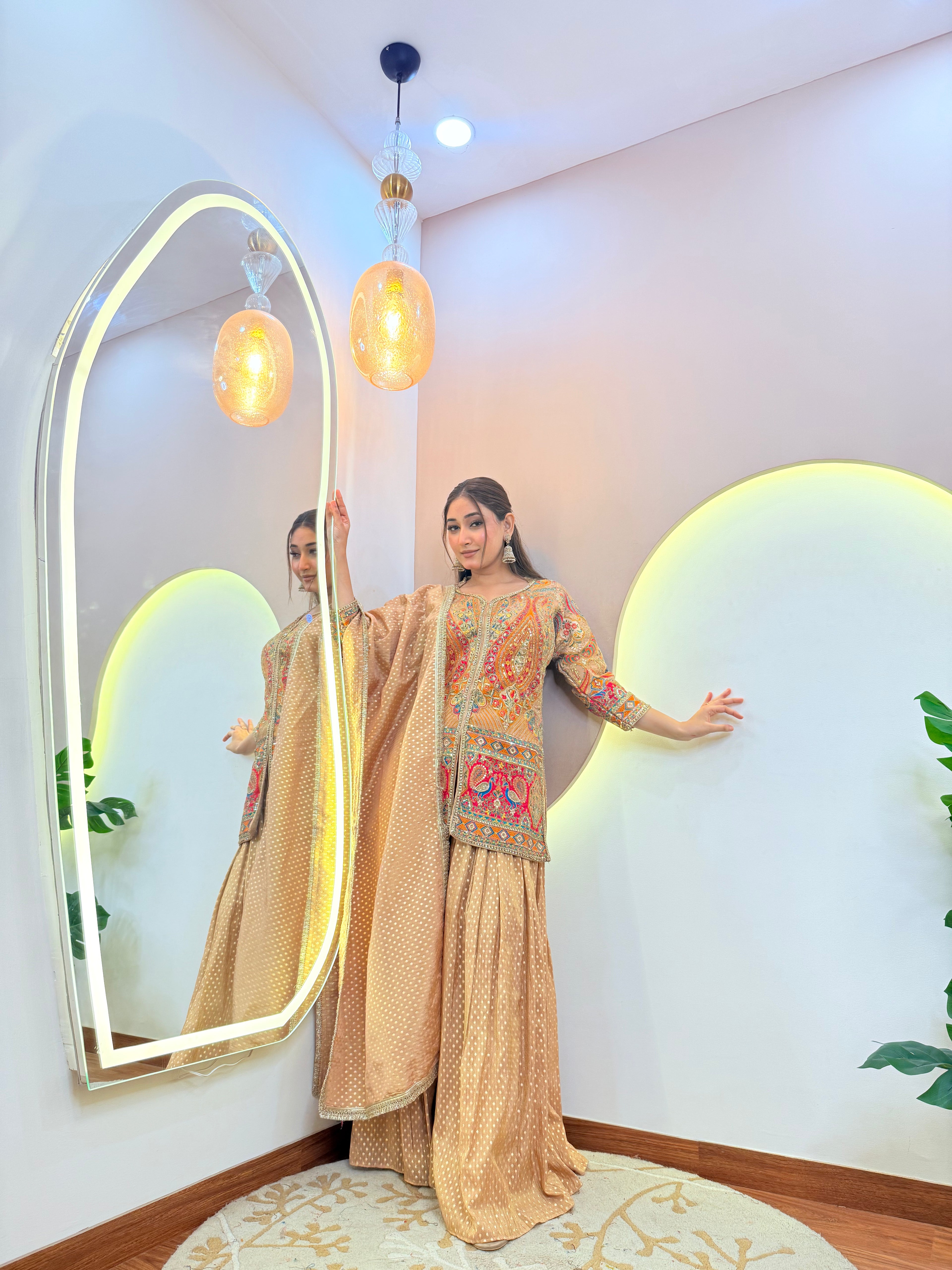 Cd132 DIVYA PARTYWEAR SUIT