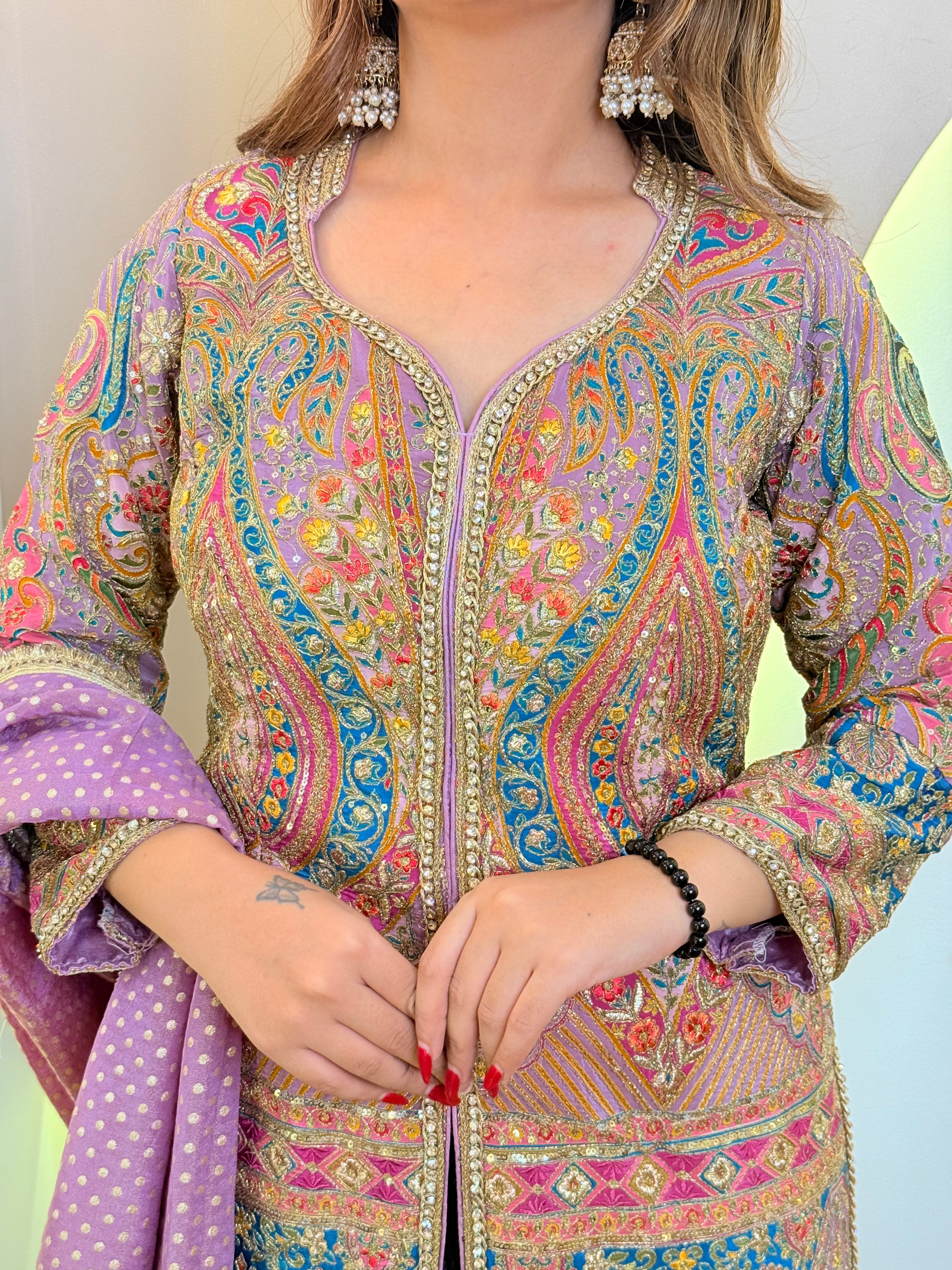 Cd132 DIVYA PARTYWEAR SUIT