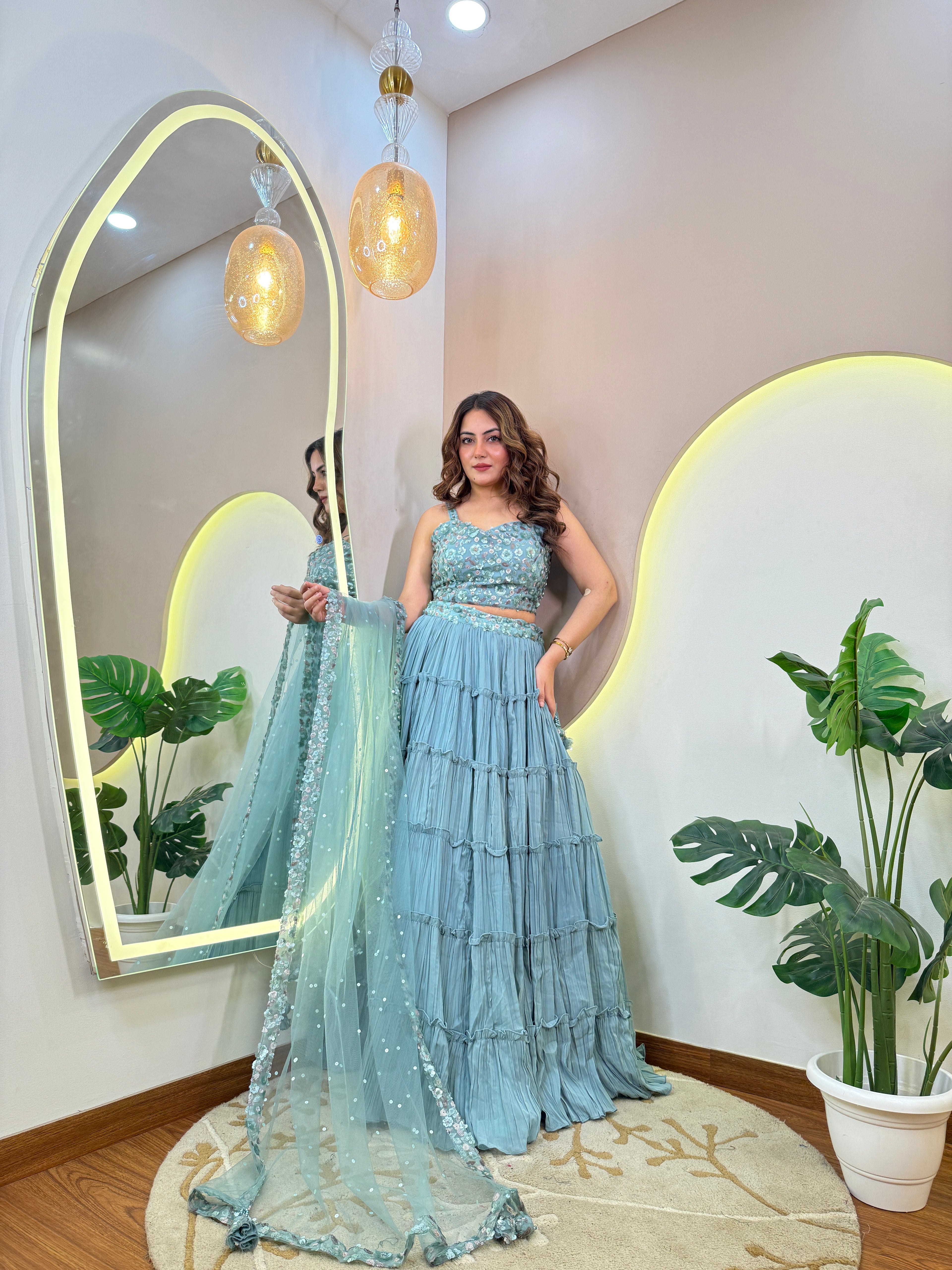 S873   CROP TOP SKIRT