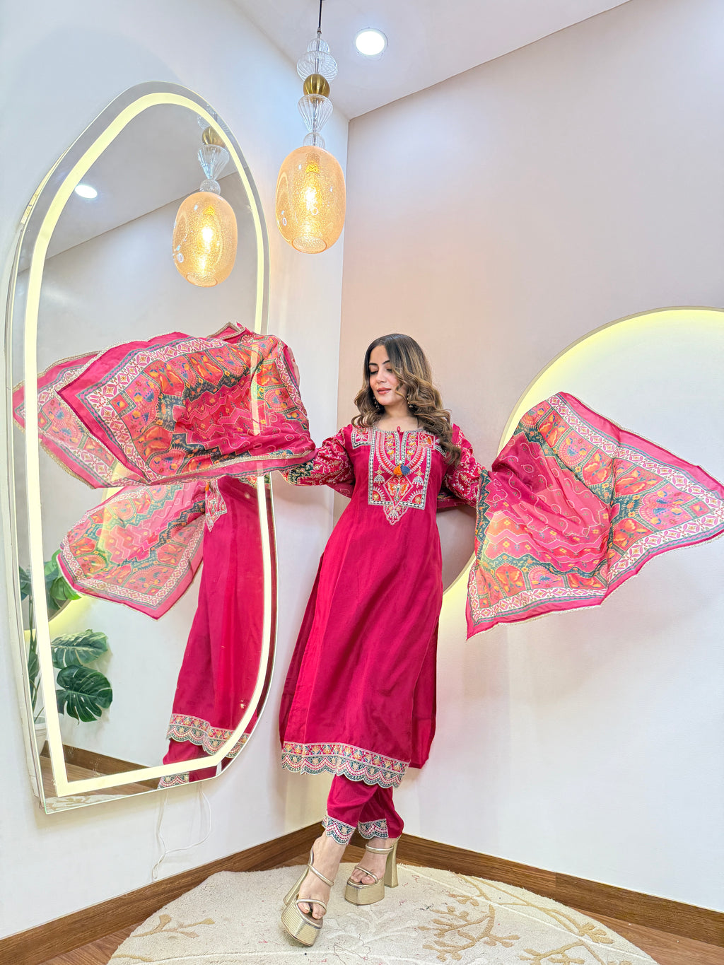 MAGENTA OUTFIT  PANT SUIT