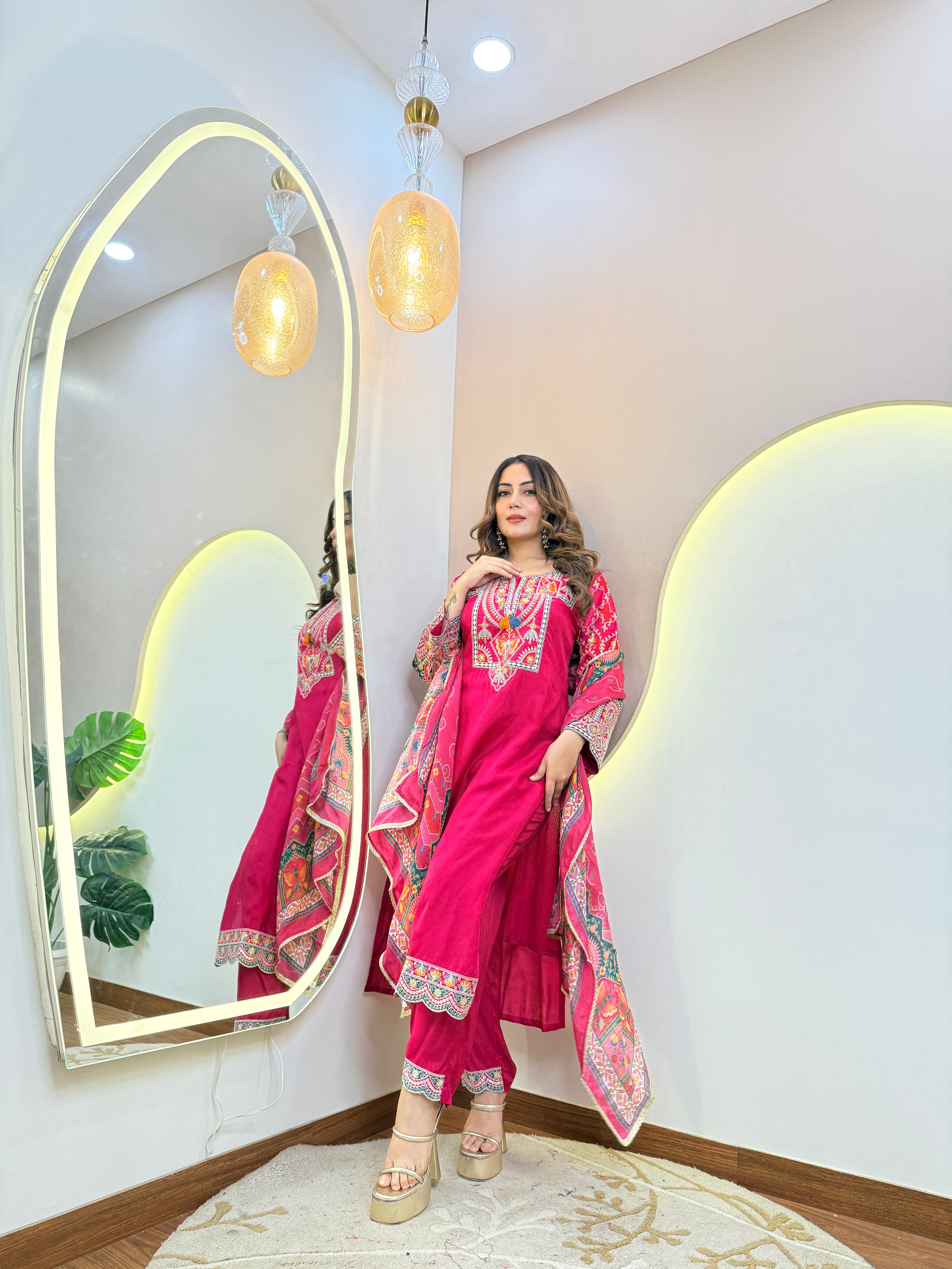 MAGENTA OUTFIT  PANT SUIT