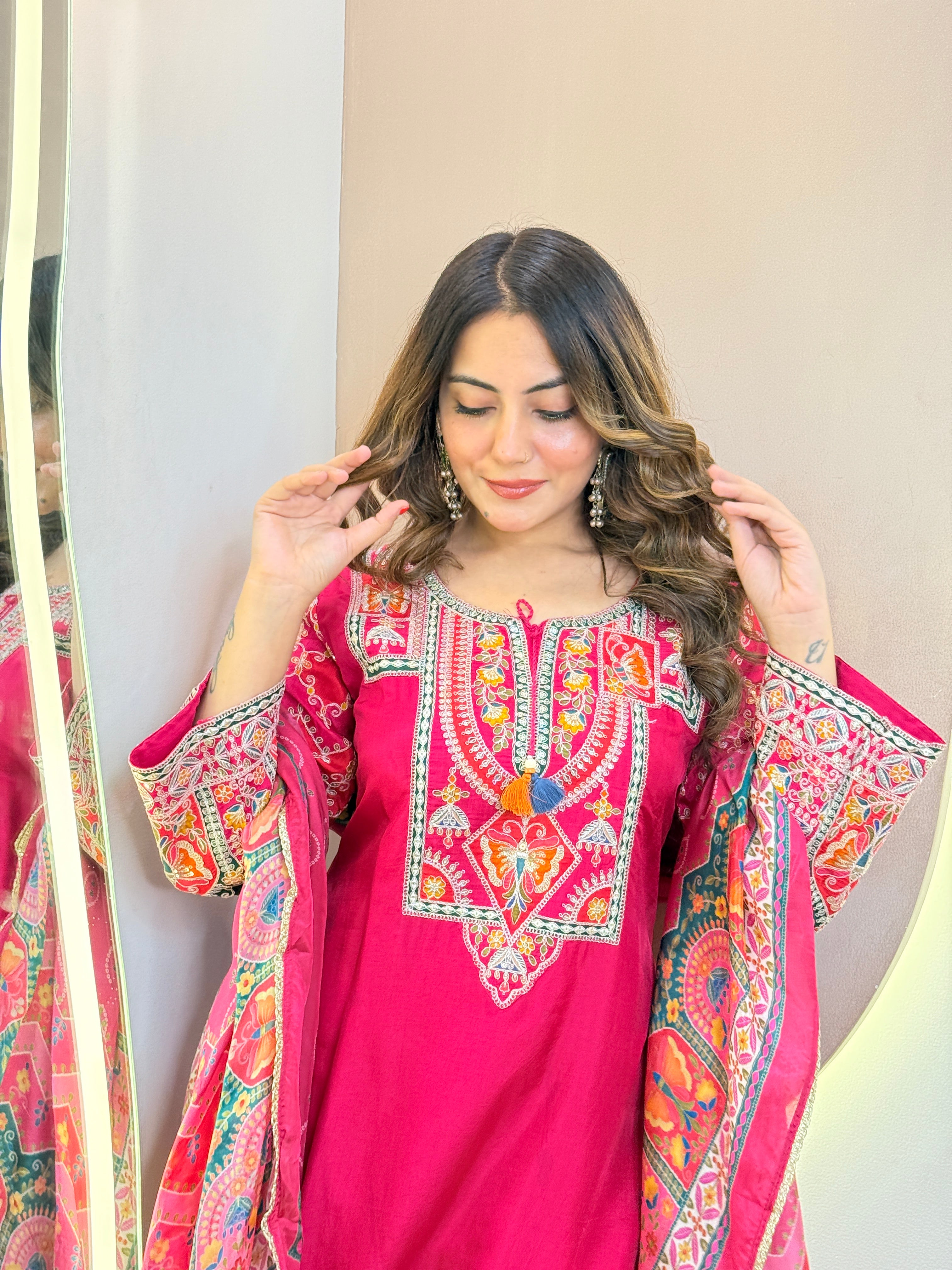 MAGENTA OUTFIT  PANT SUIT