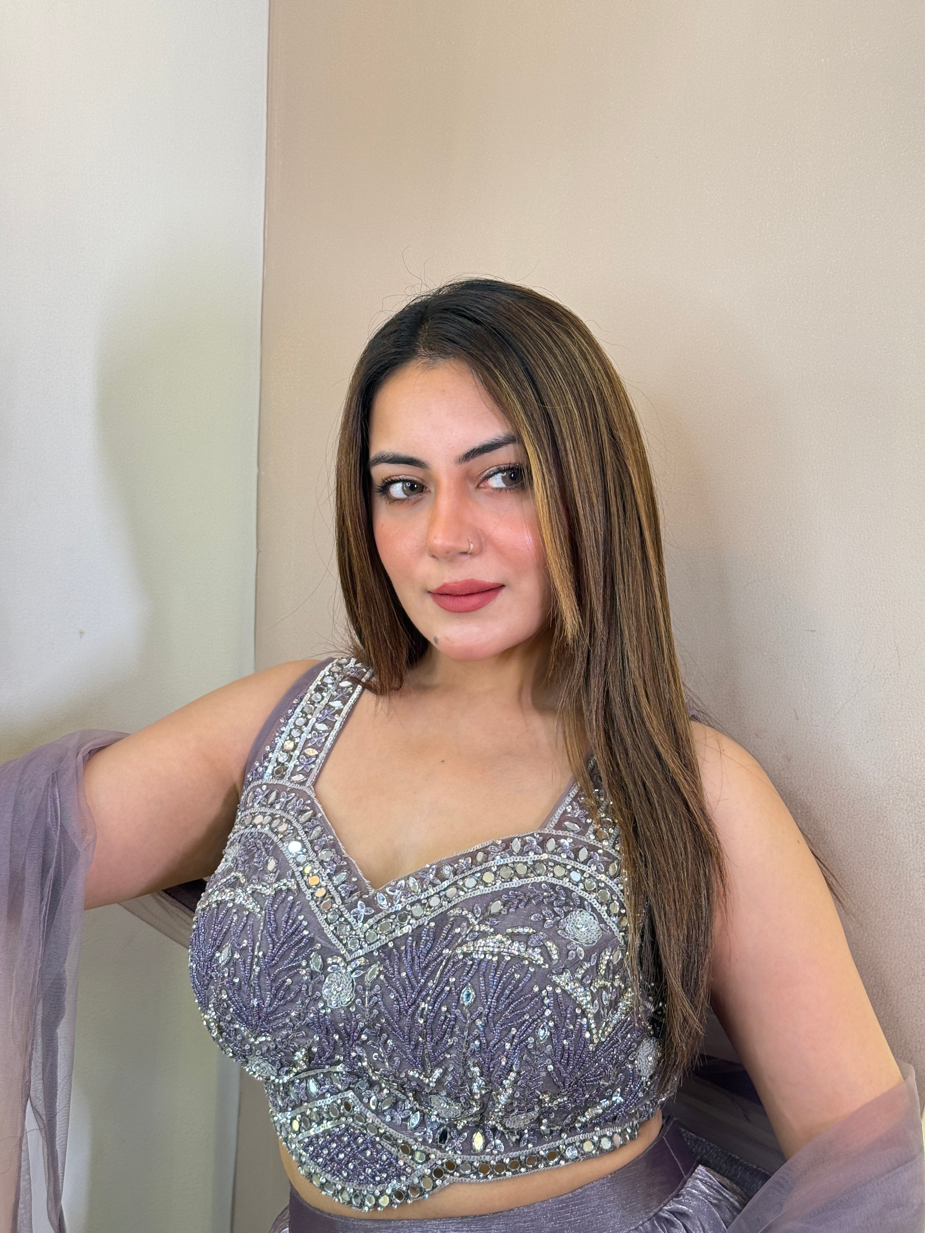 B255  CROP TOP SKIRT