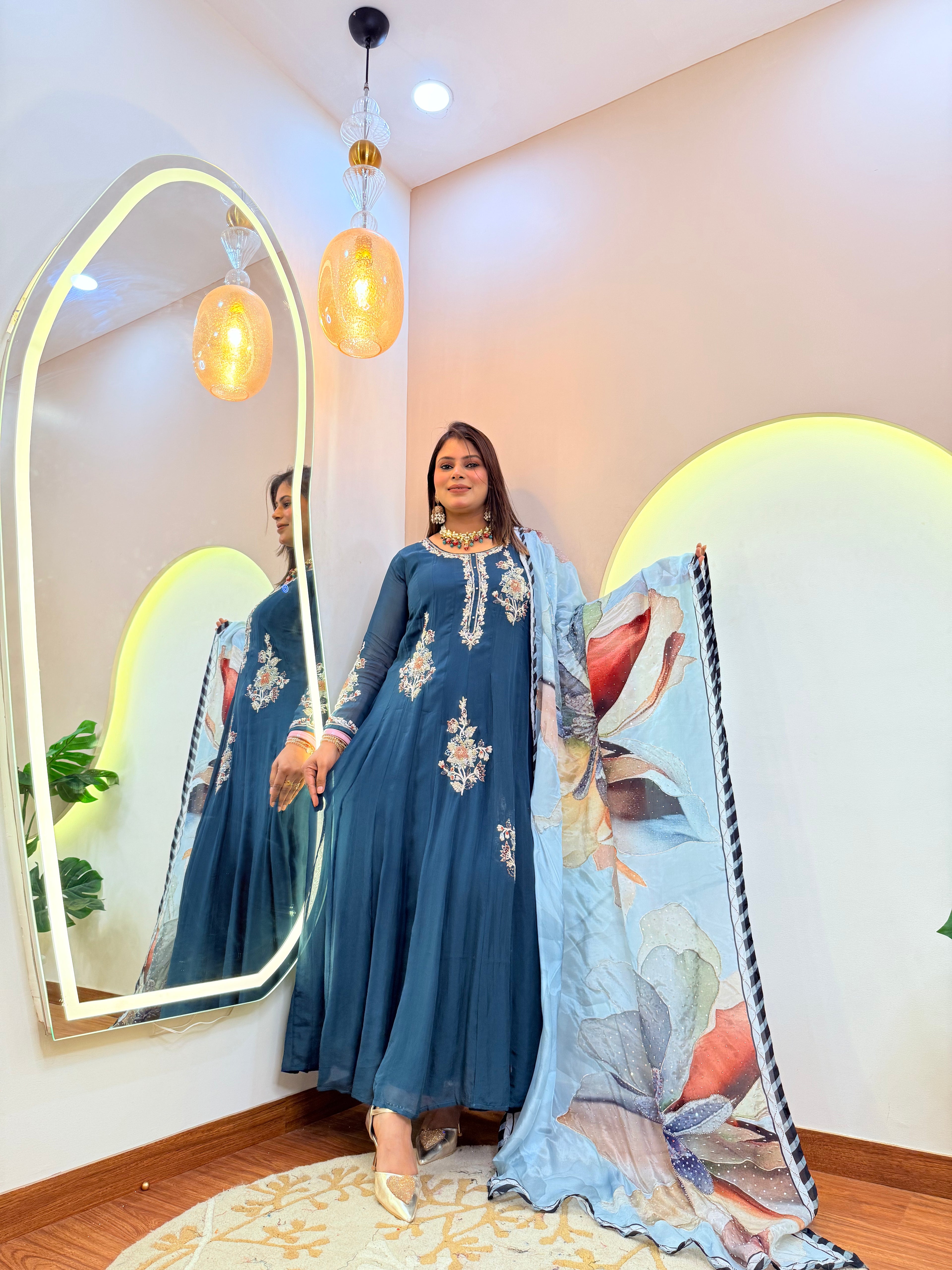 "FARIDA" PARTYWEAR SUIT