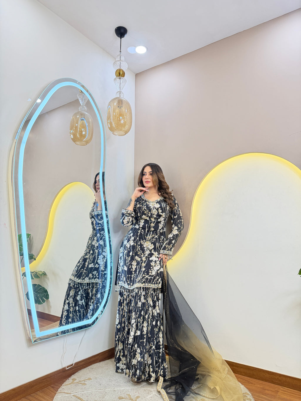 D156   SHARARA SUIT