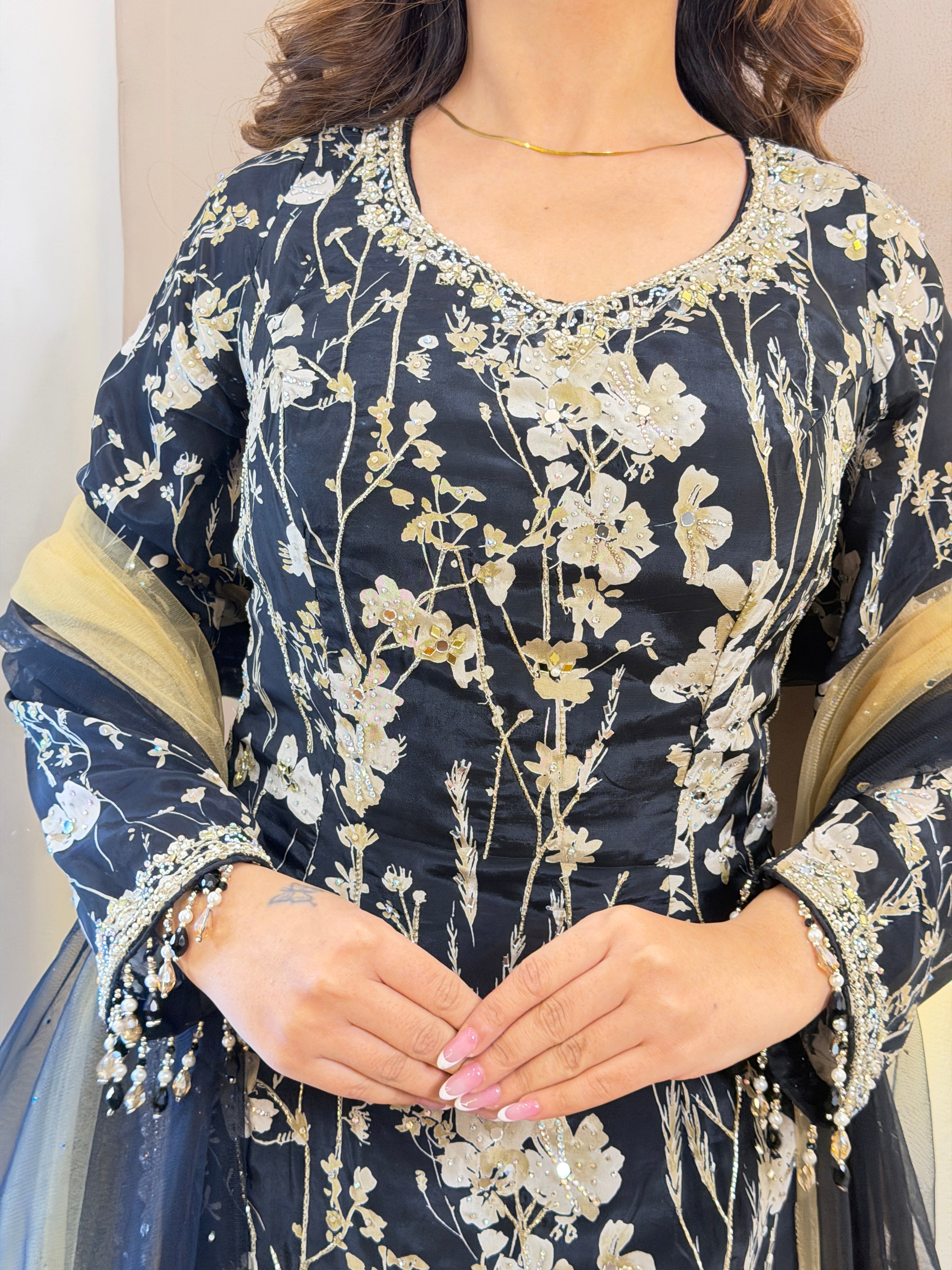 D156   SHARARA SUIT