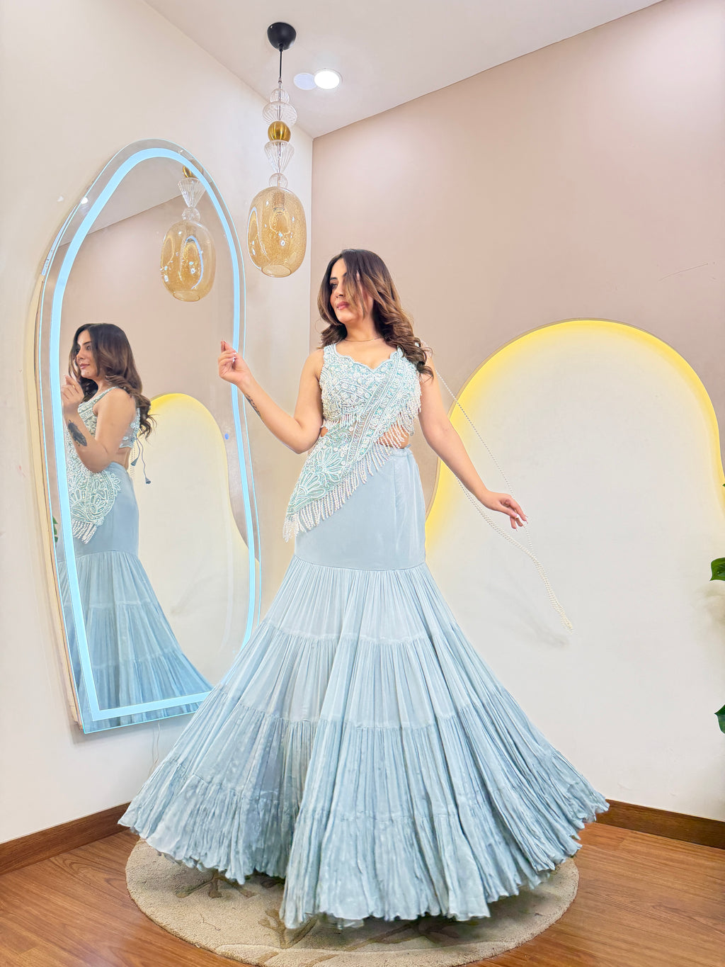 D163  CROP TOP SKIRT