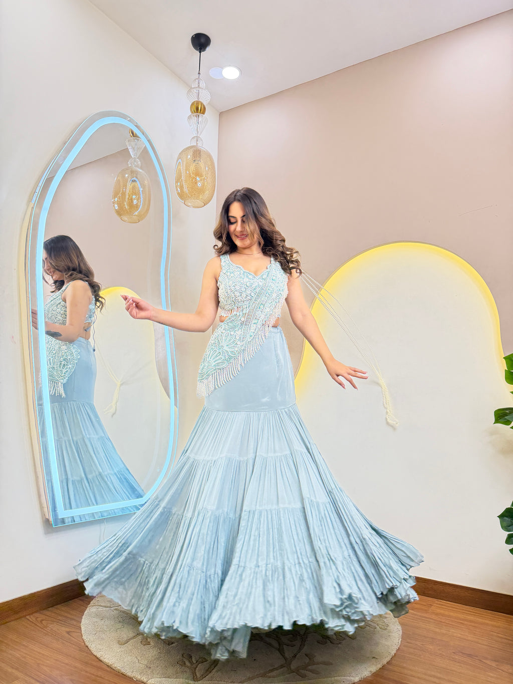 D163  CROP TOP SKIRT