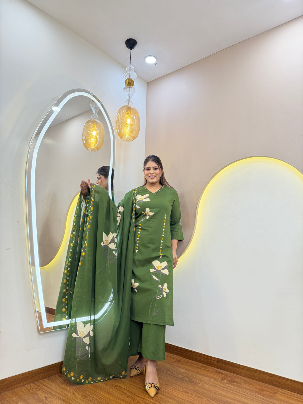 D679 3Pc Suit