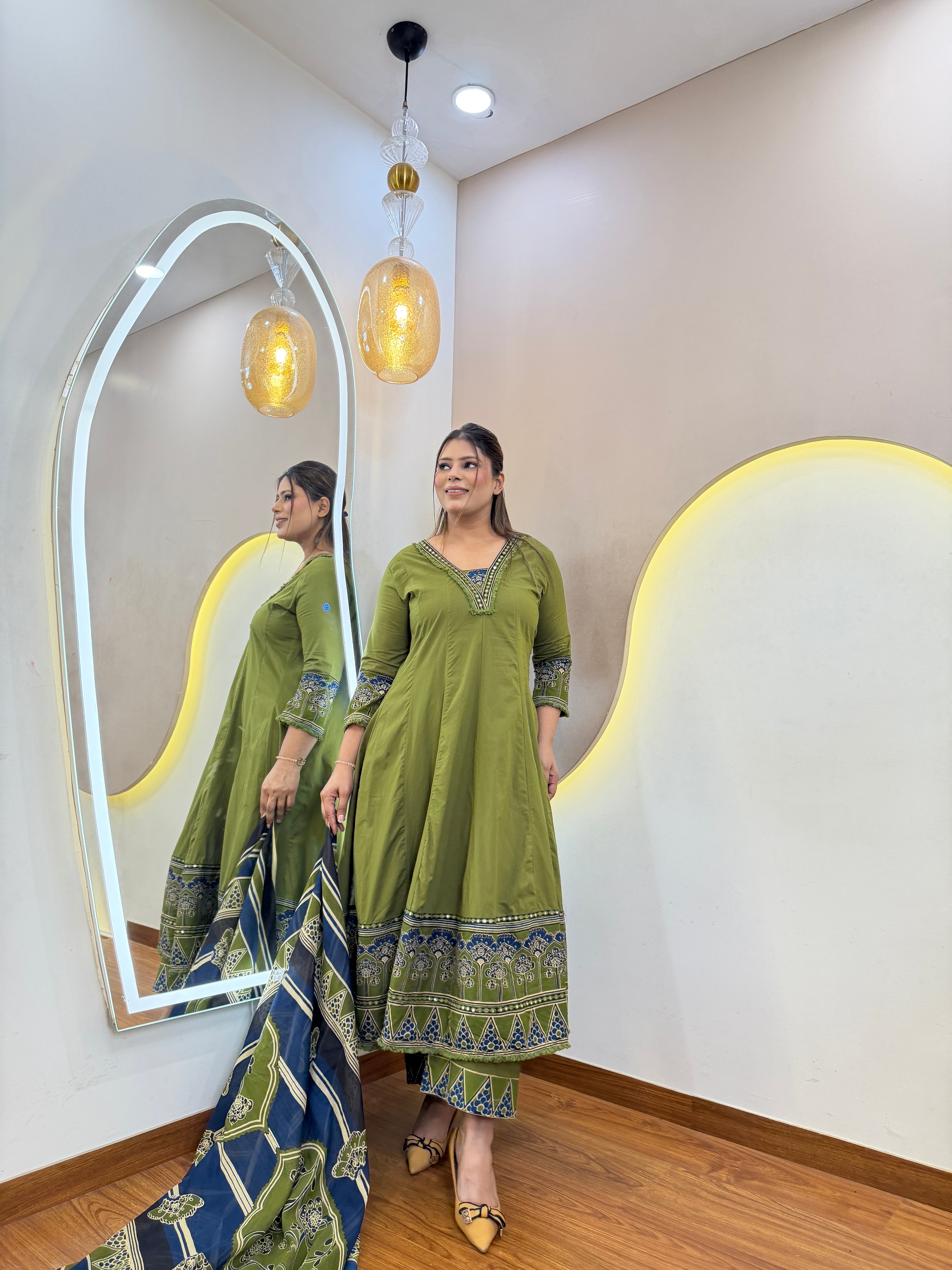 D794  ANARKALI PANT SUIT OUTFIT  GOWN