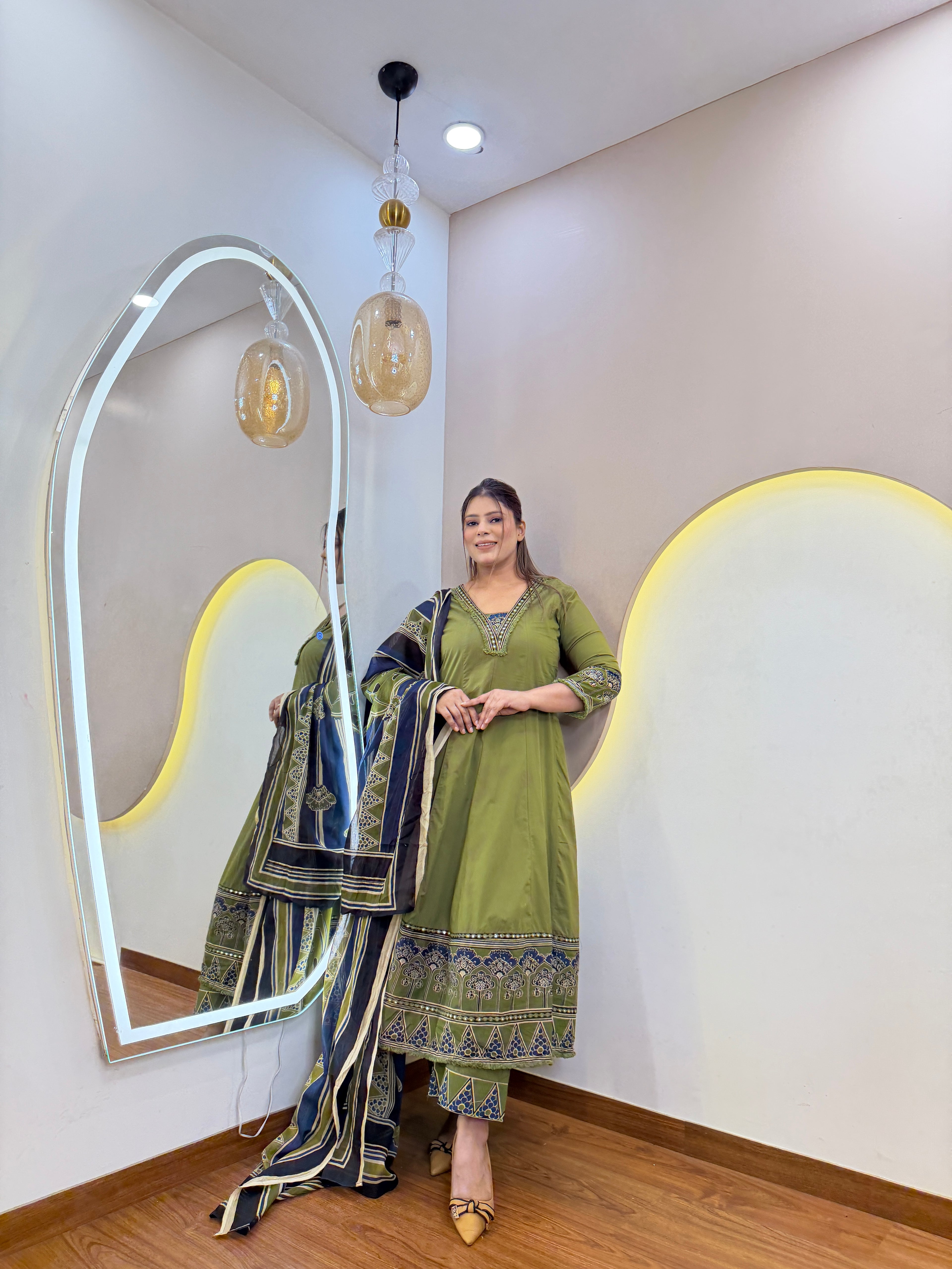 D794  ANARKALI PANT SUIT OUTFIT  GOWN