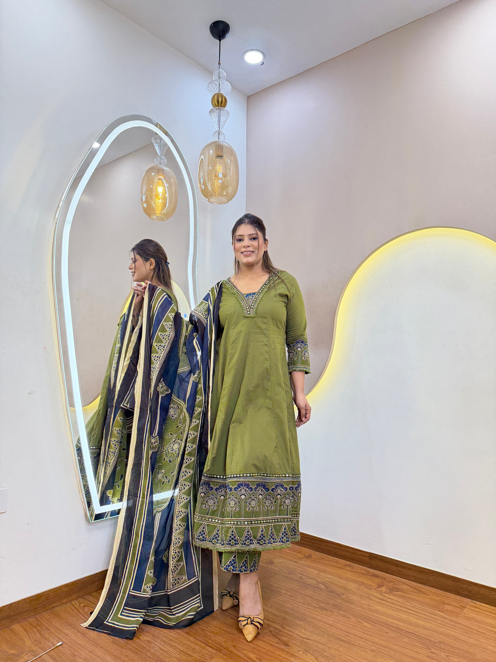 D794  ANARKALI PANT SUIT OUTFIT  GOWN