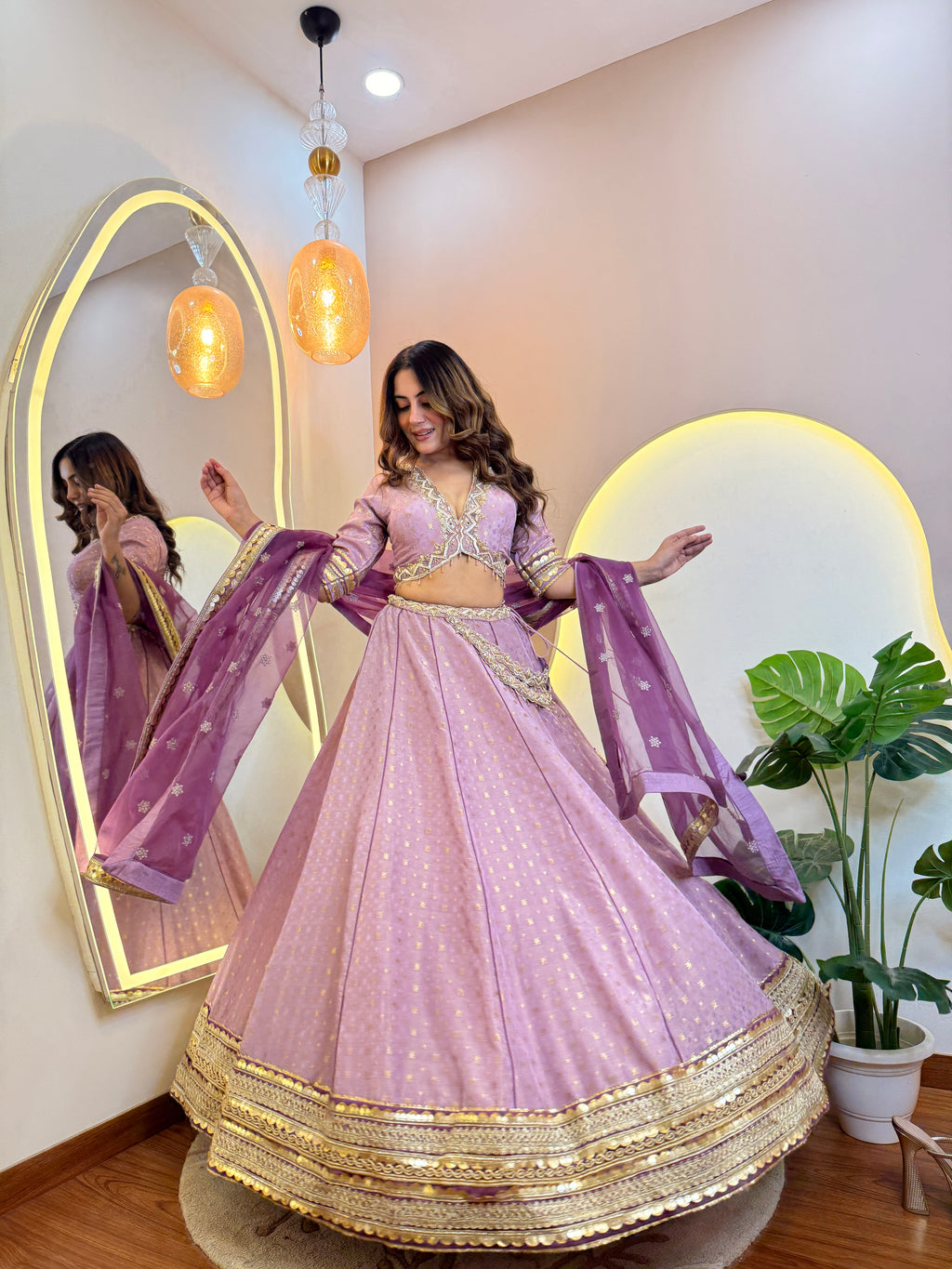 MASTANI  OUTFIT LEHNGA CHOLI