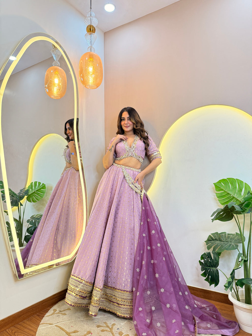 MASTANI  OUTFIT LEHNGA CHOLI