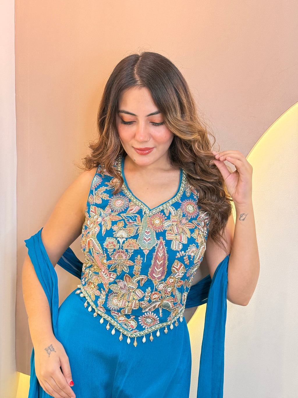 SIARA OUTFIT SHARARA SUIT