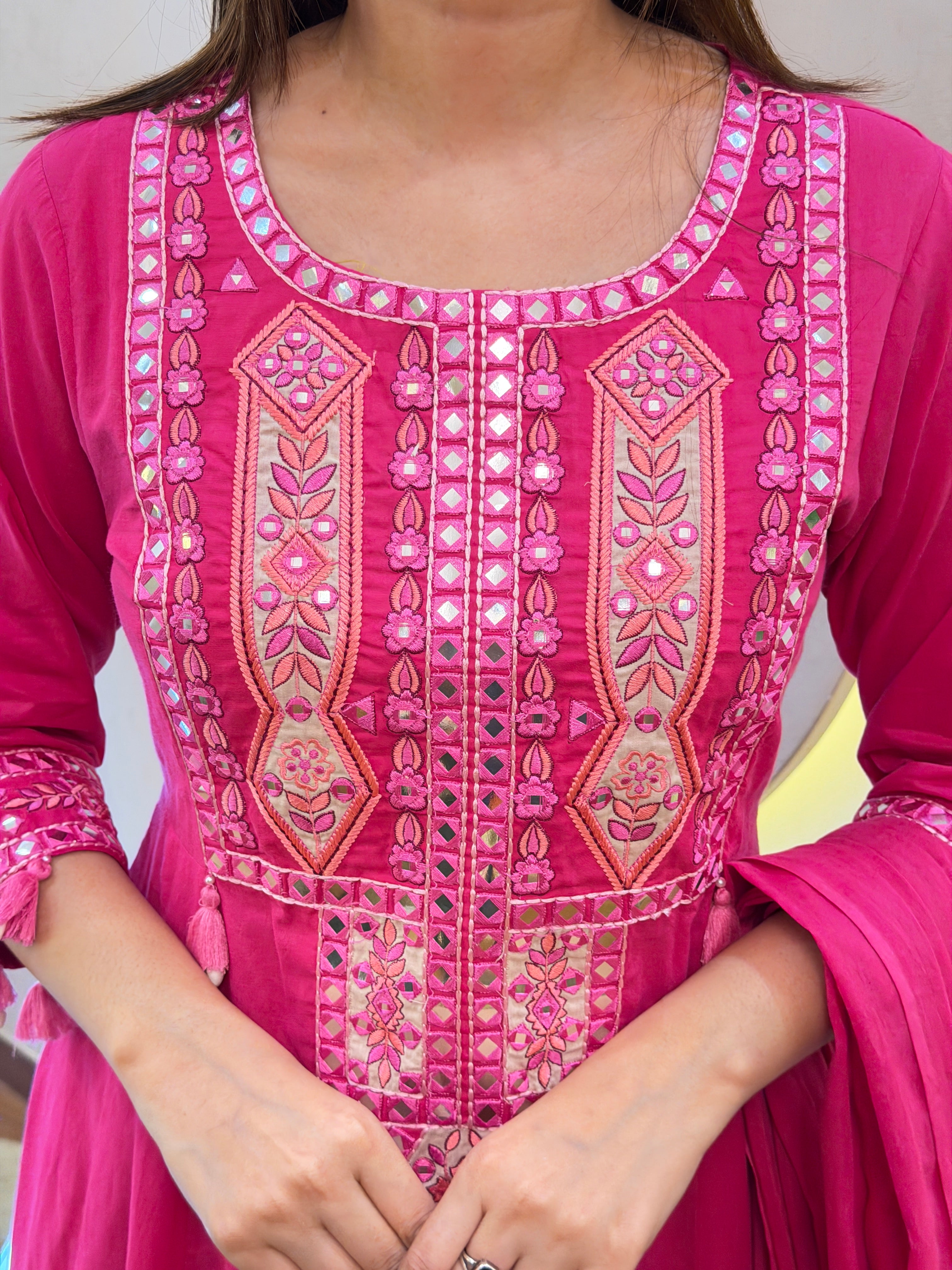 D504 3PC suit