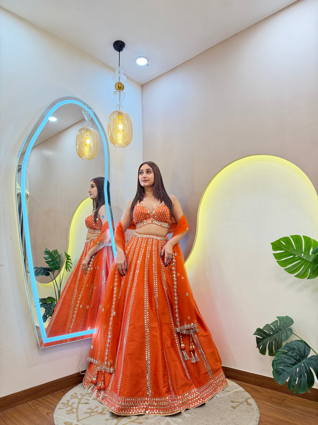 D417   LEHNGA CHOLI