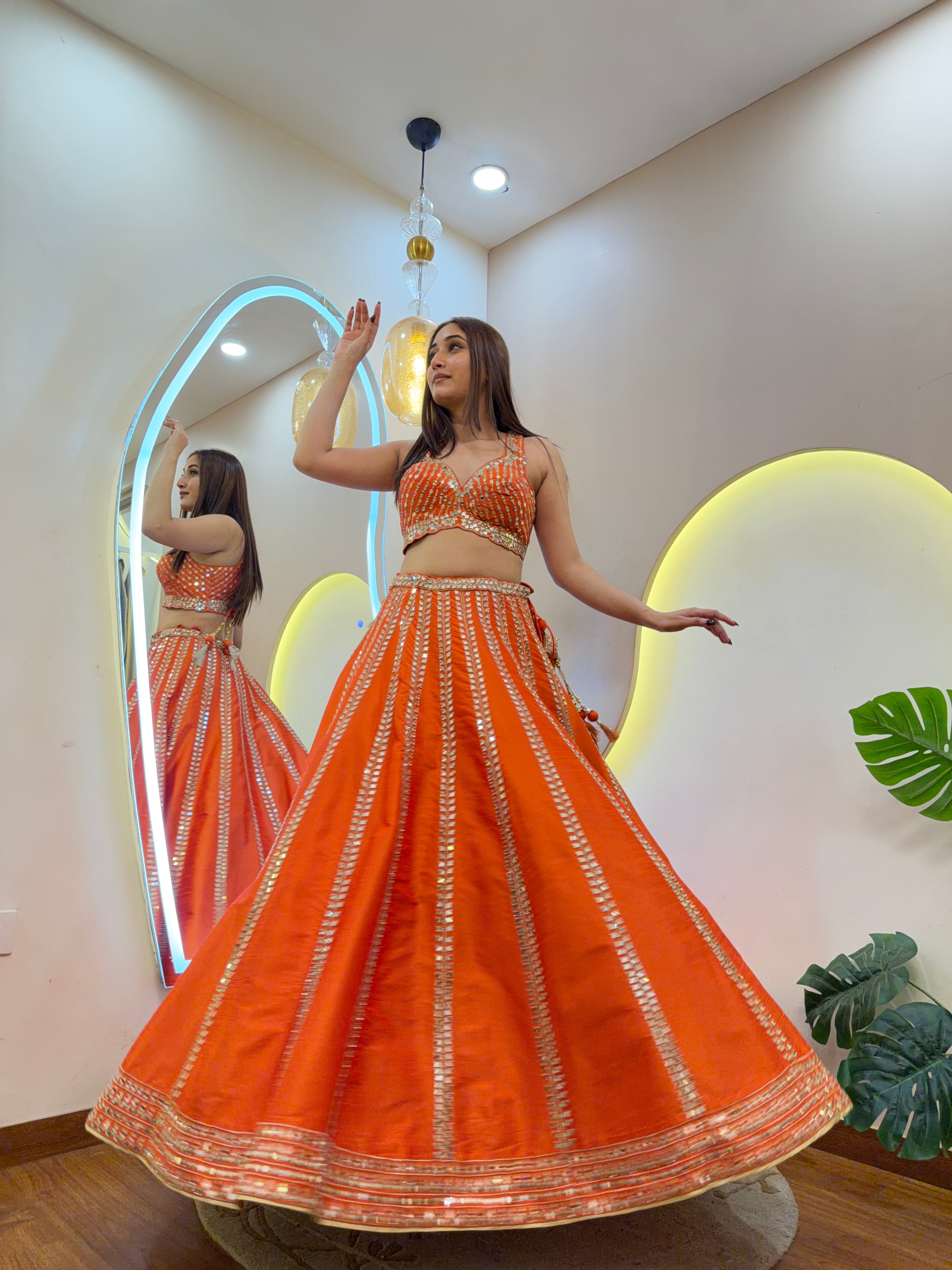 D417   LEHNGA CHOLI