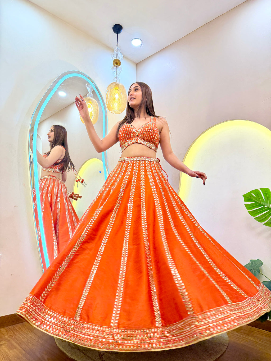 D417   LEHNGA CHOLI