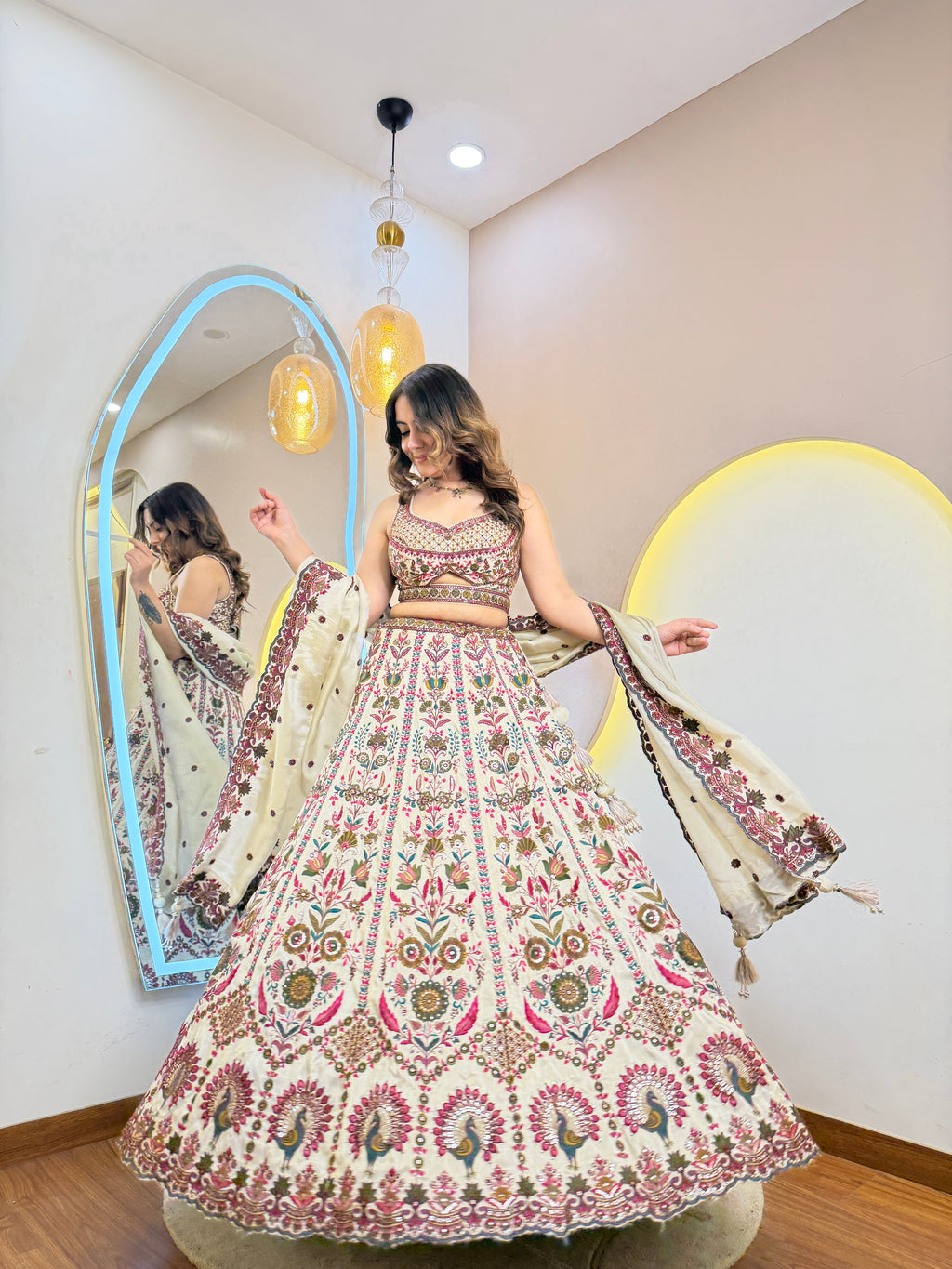 D302 LEHNGA CHOLI
