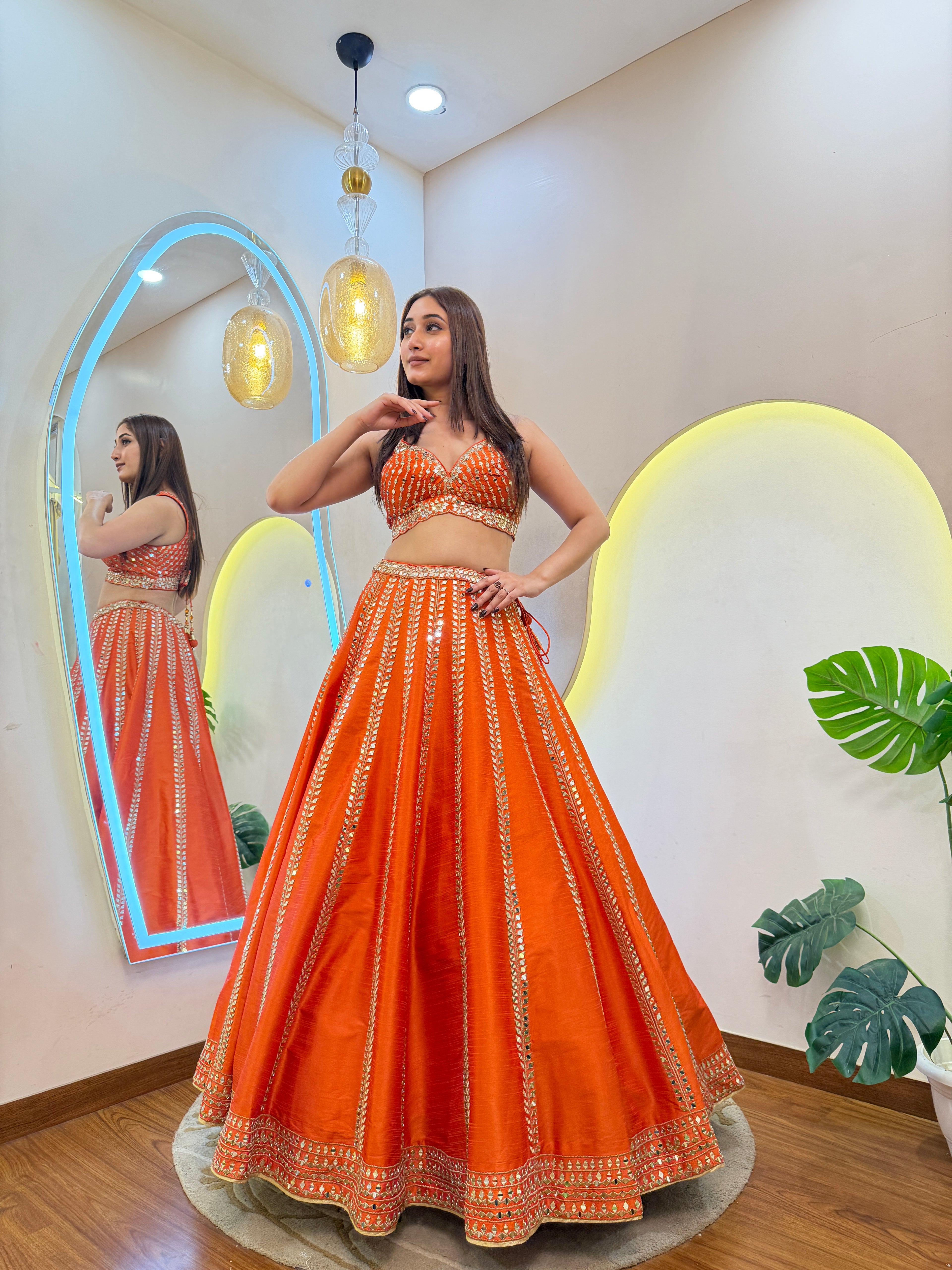 D417   LEHNGA CHOLI