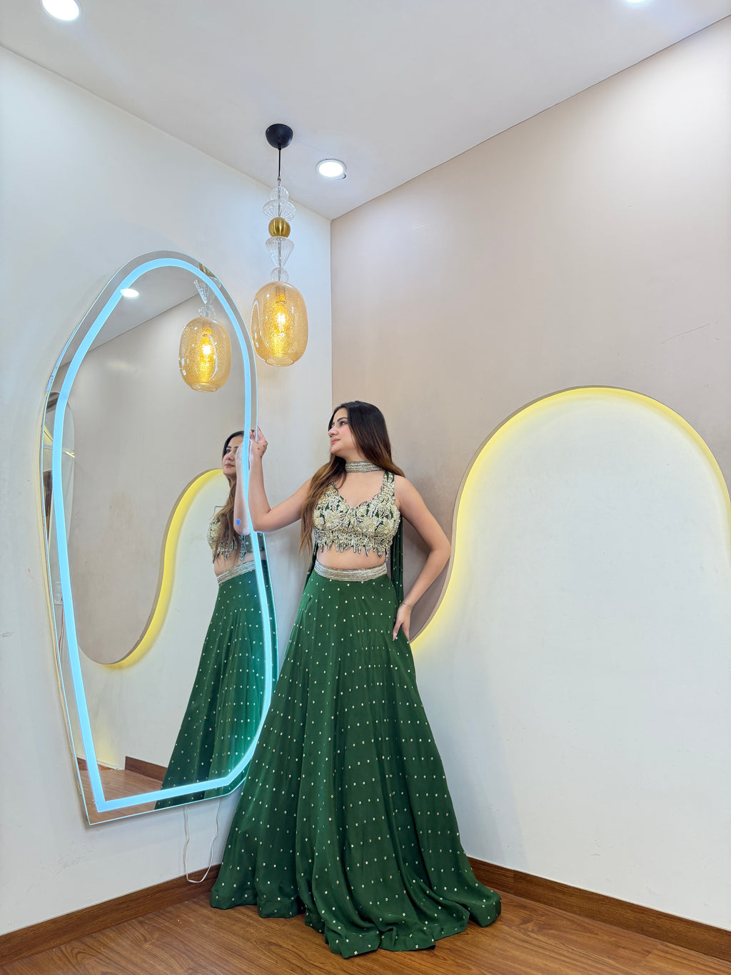 D826  LEHNGA CHOLI